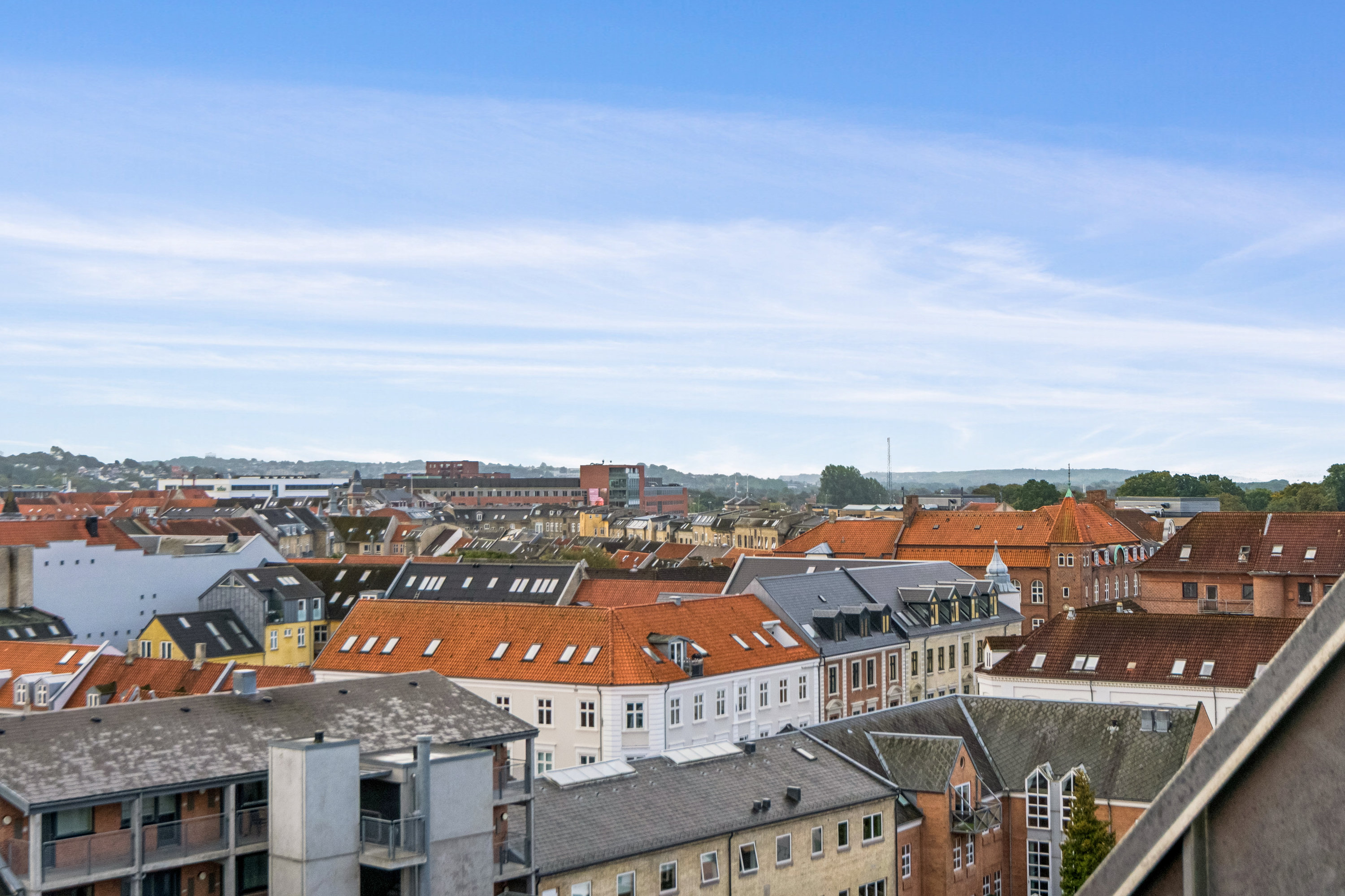 Fremhævet udsigt billede i fuldskærmstilstand. Billede af Vesterbro 46, 5. tv., 9000 Aalborg