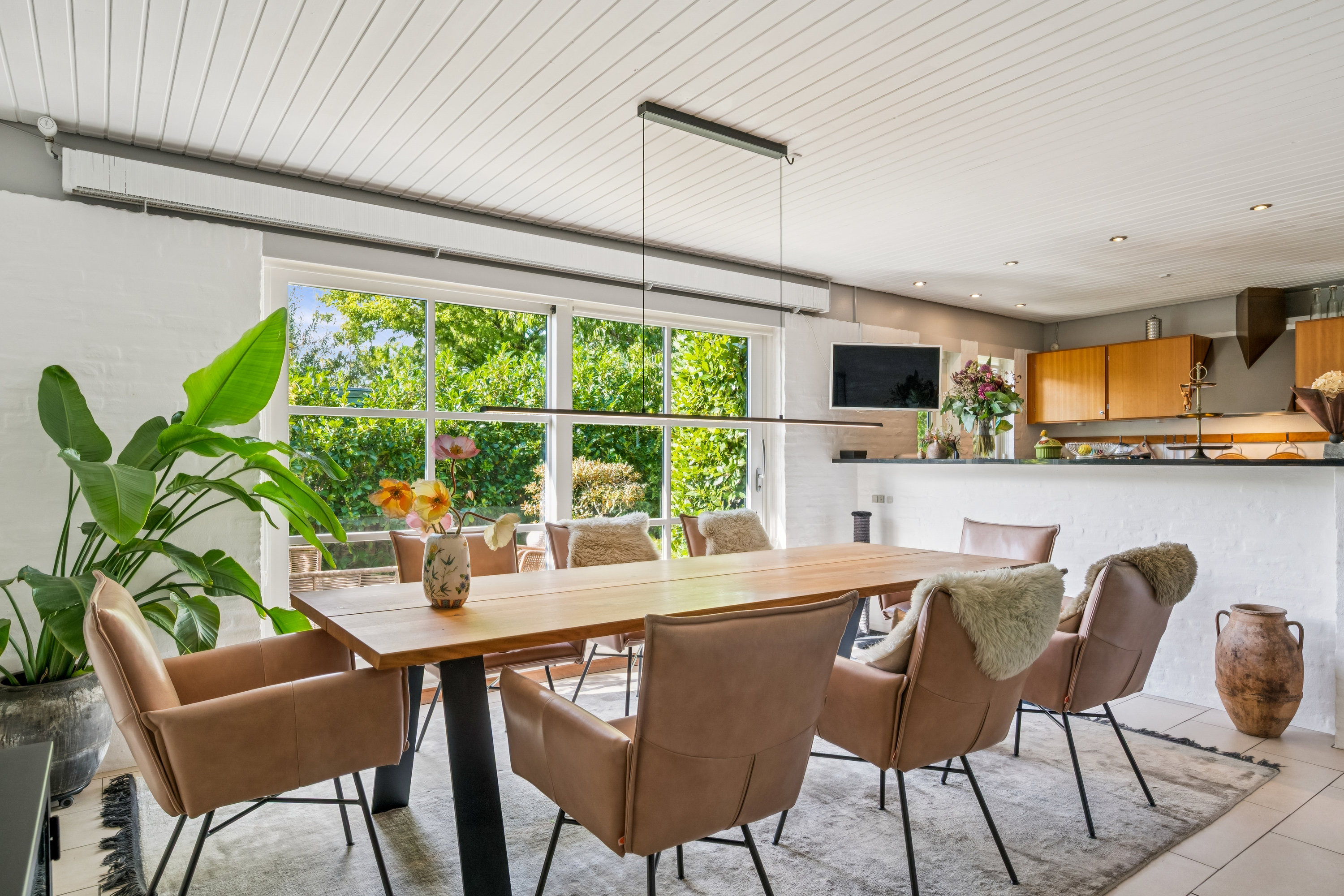 Fremhævet stue billede i fuldskærmstilstand. Billede af Humlevej 23, 8240 Risskov