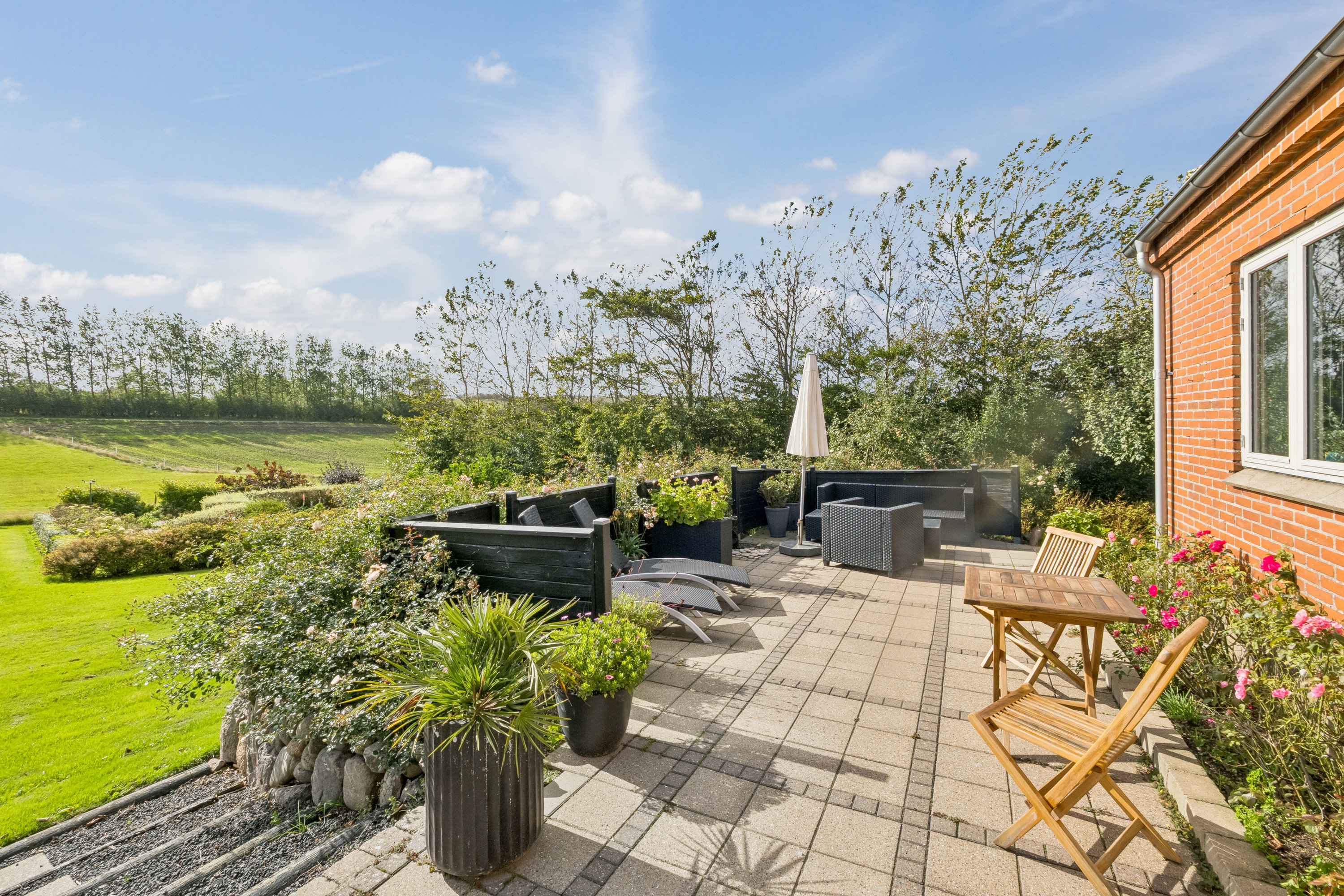 Fremhævet terrasse billede i fuldskærmstilstand. Billede af Grydhøjvej 19, Bjergby, 7950 Erslev