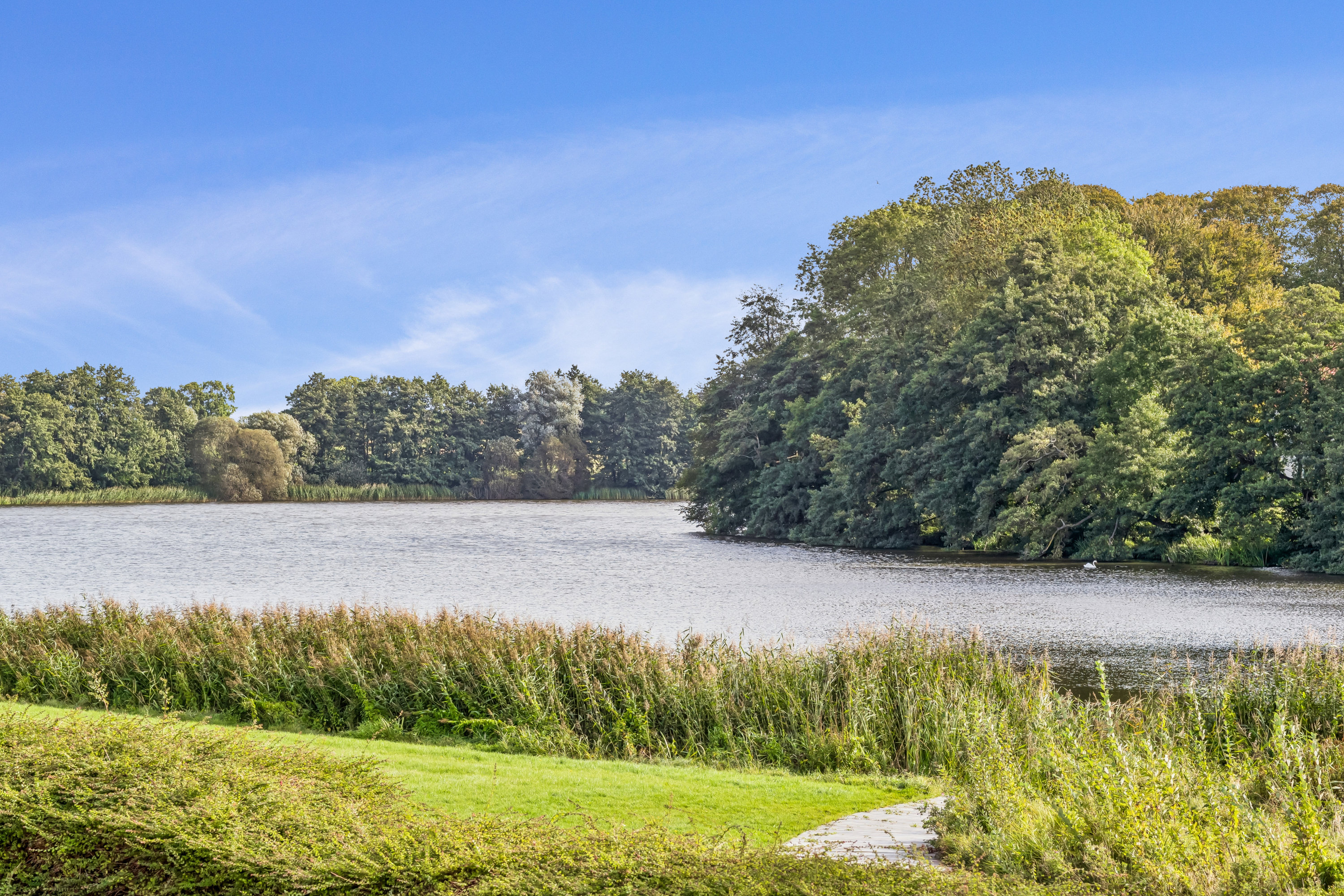 Fremhævet omgivelser billede i fuldskærmstilstand. Billede af Søvænget 3, 6430 Nordborg