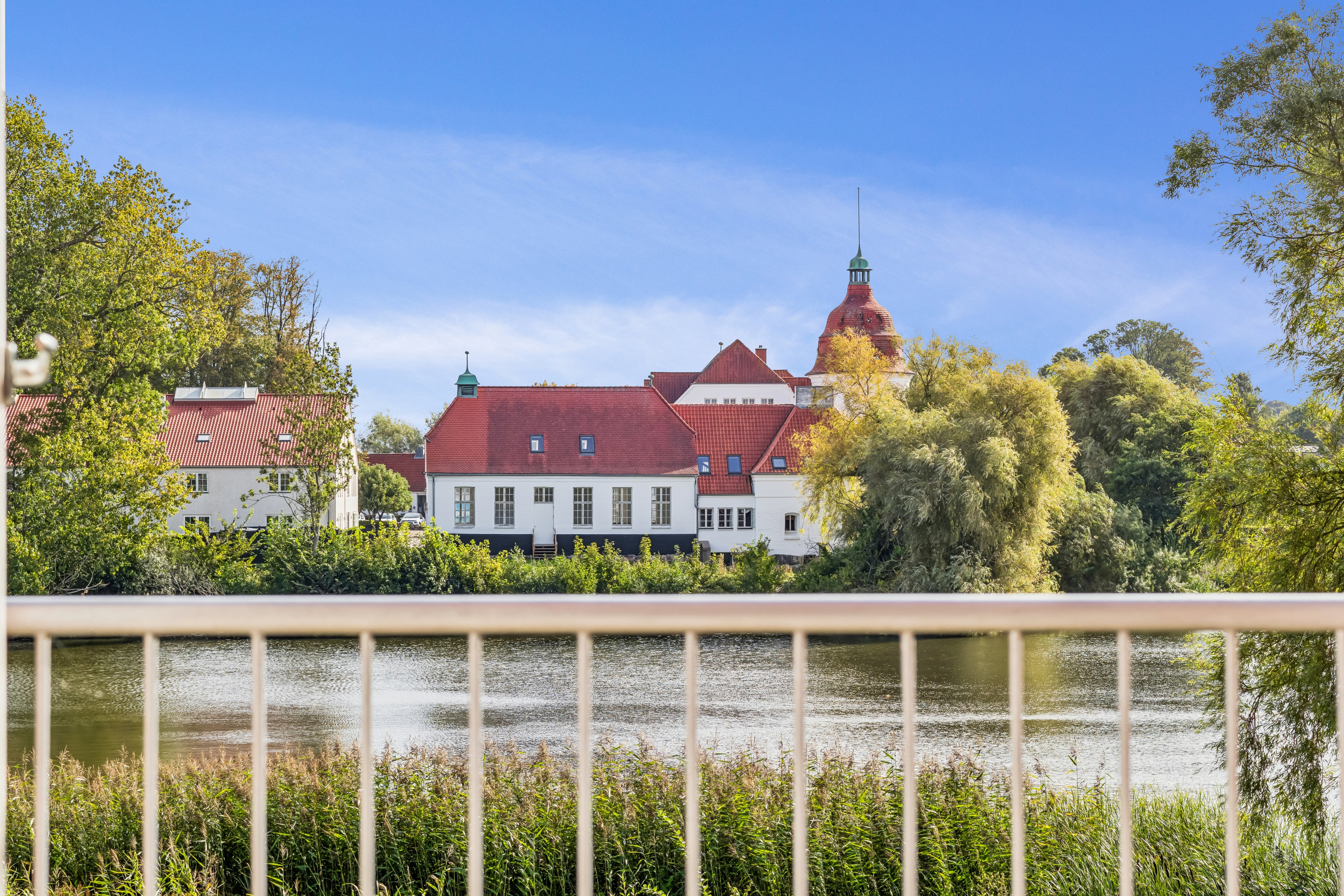Fremhævet udsigt billede i fuldskærmstilstand. Billede af Søvænget 3, 6430 Nordborg