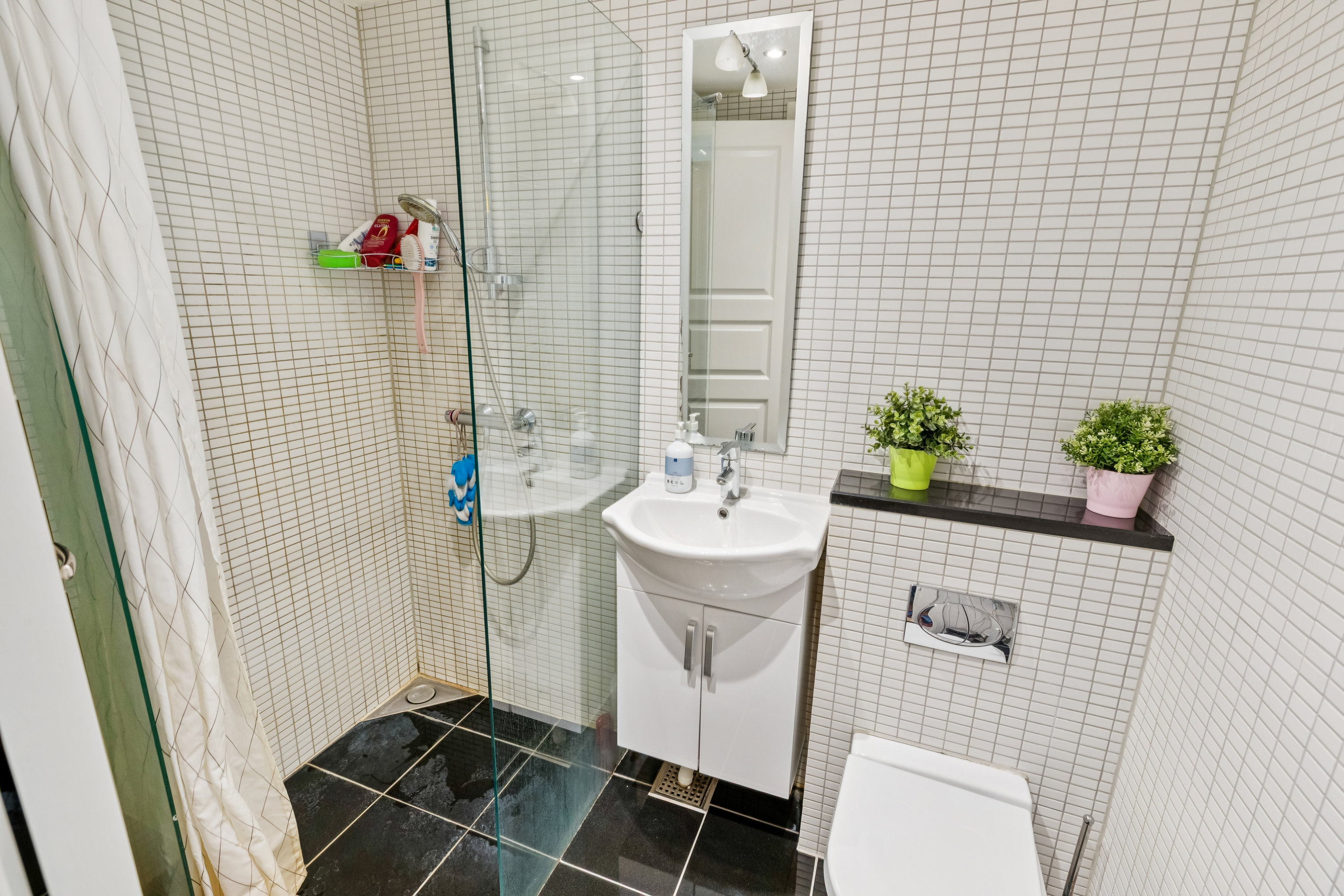 Fremhævet badeværelse billede i fuldskærmstilstand. Billede af Saven C 2, 3. 3., Høje Taastrup, 2630 Taastrup