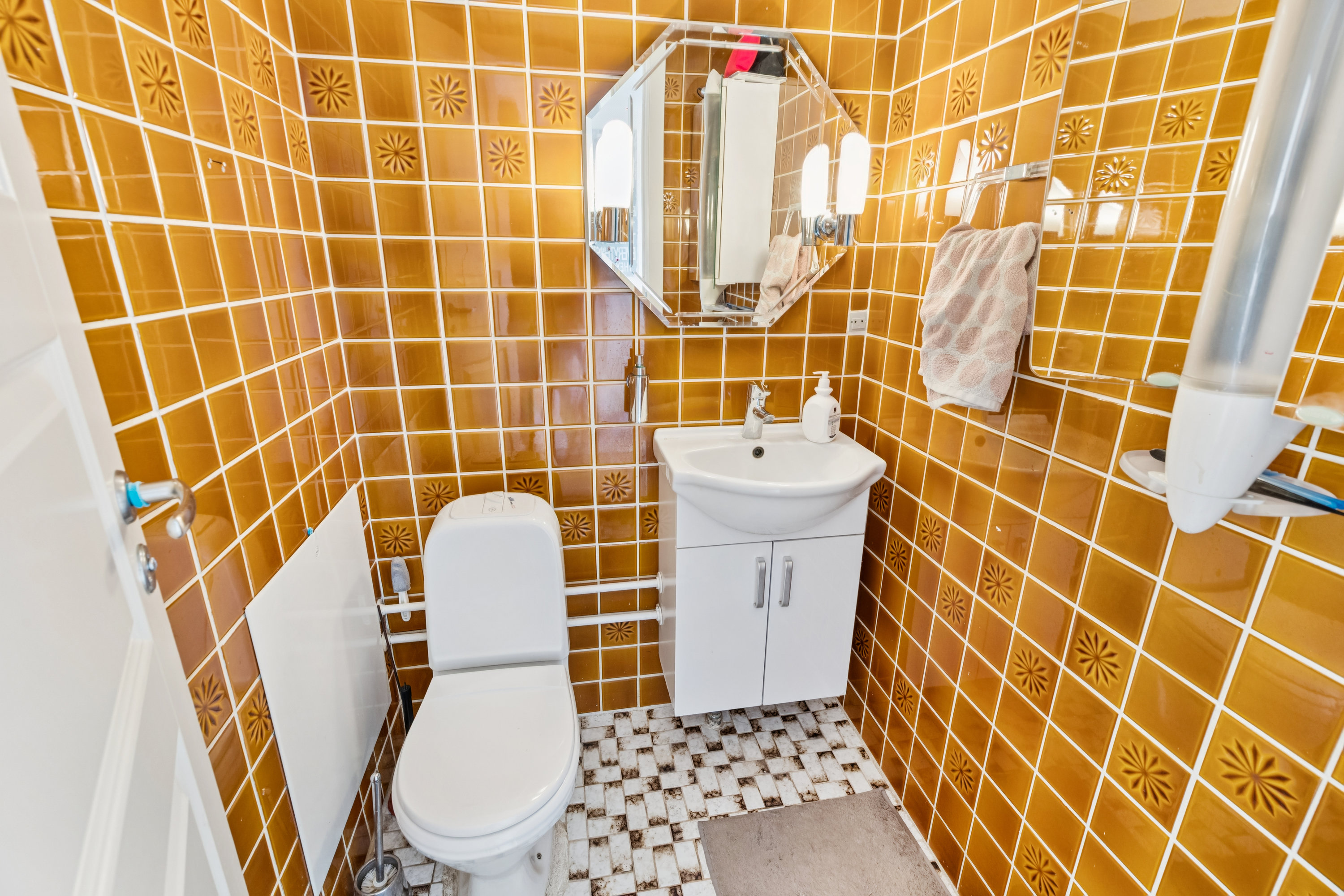 Fremhævet badeværelse billede i fuldskærmstilstand. Billede af Saven C 2, 3. 3., Høje Taastrup, 2630 Taastrup