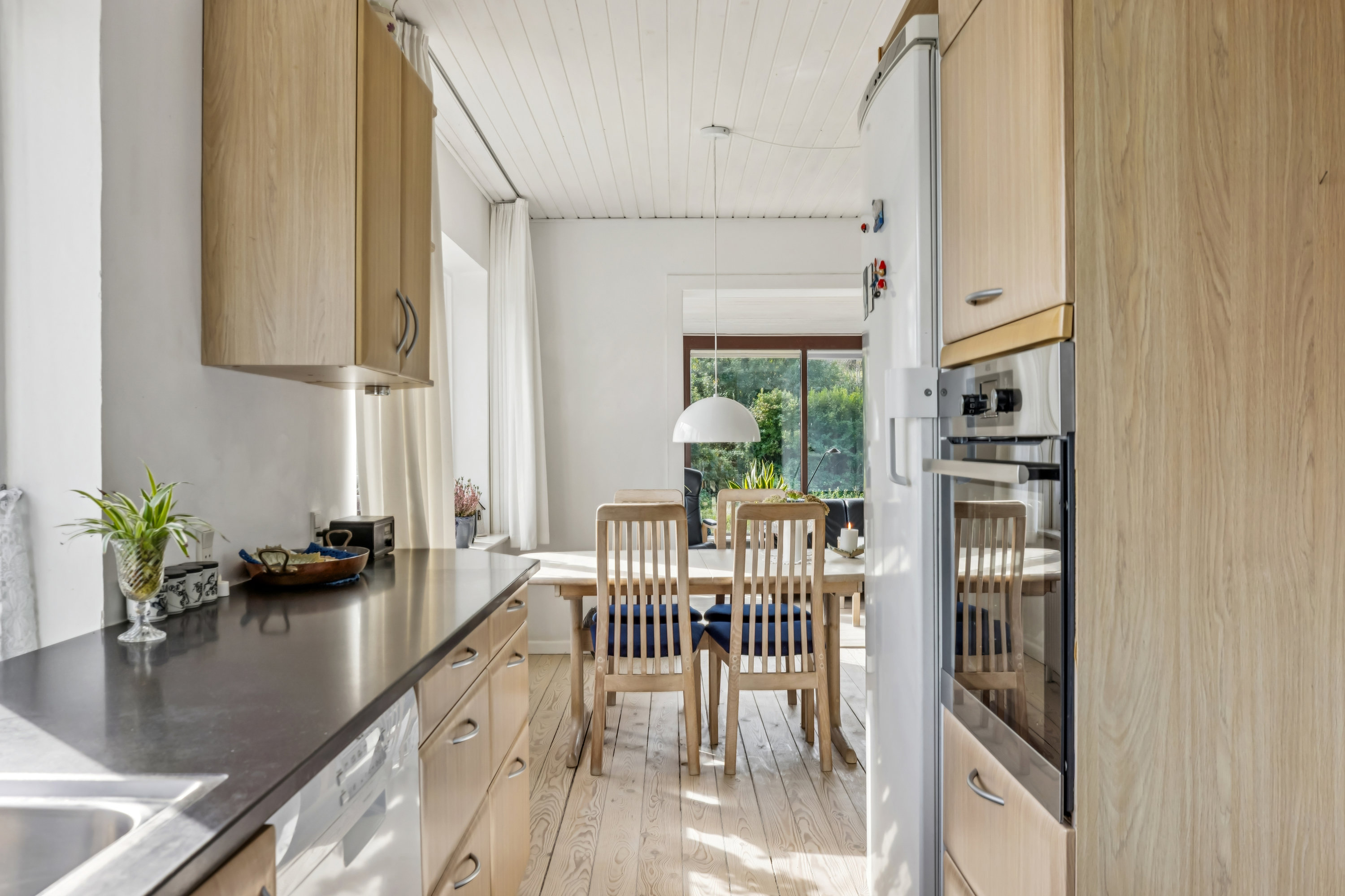 Fremhævet køkken billede i fuldskærmstilstand. Billede af Søvænget 3, 6430 Nordborg