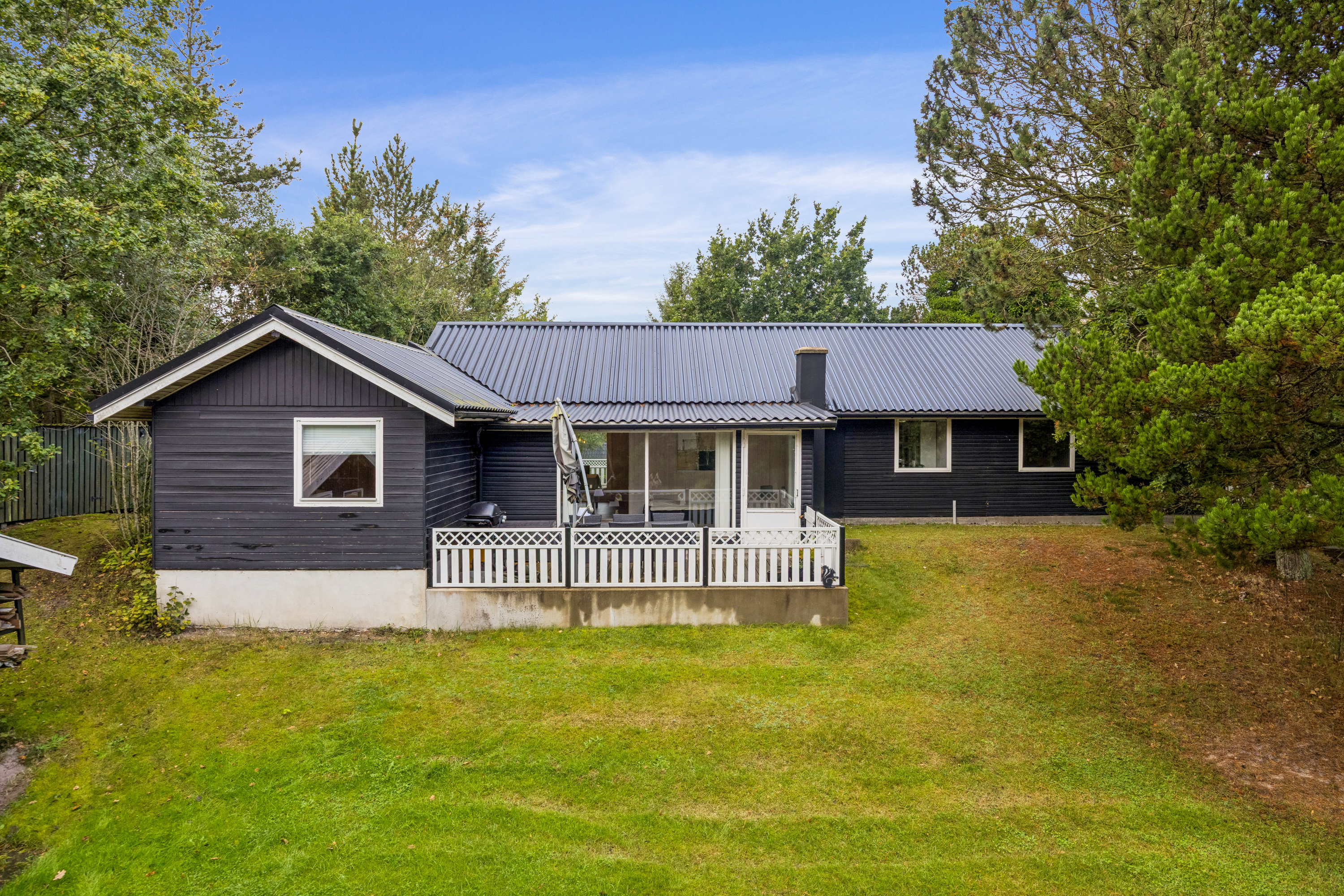 Fremhævet ejendom 1 billede i fuldskærmstilstand. Billede af Kongevejen 187, Hou, 9370 Hals