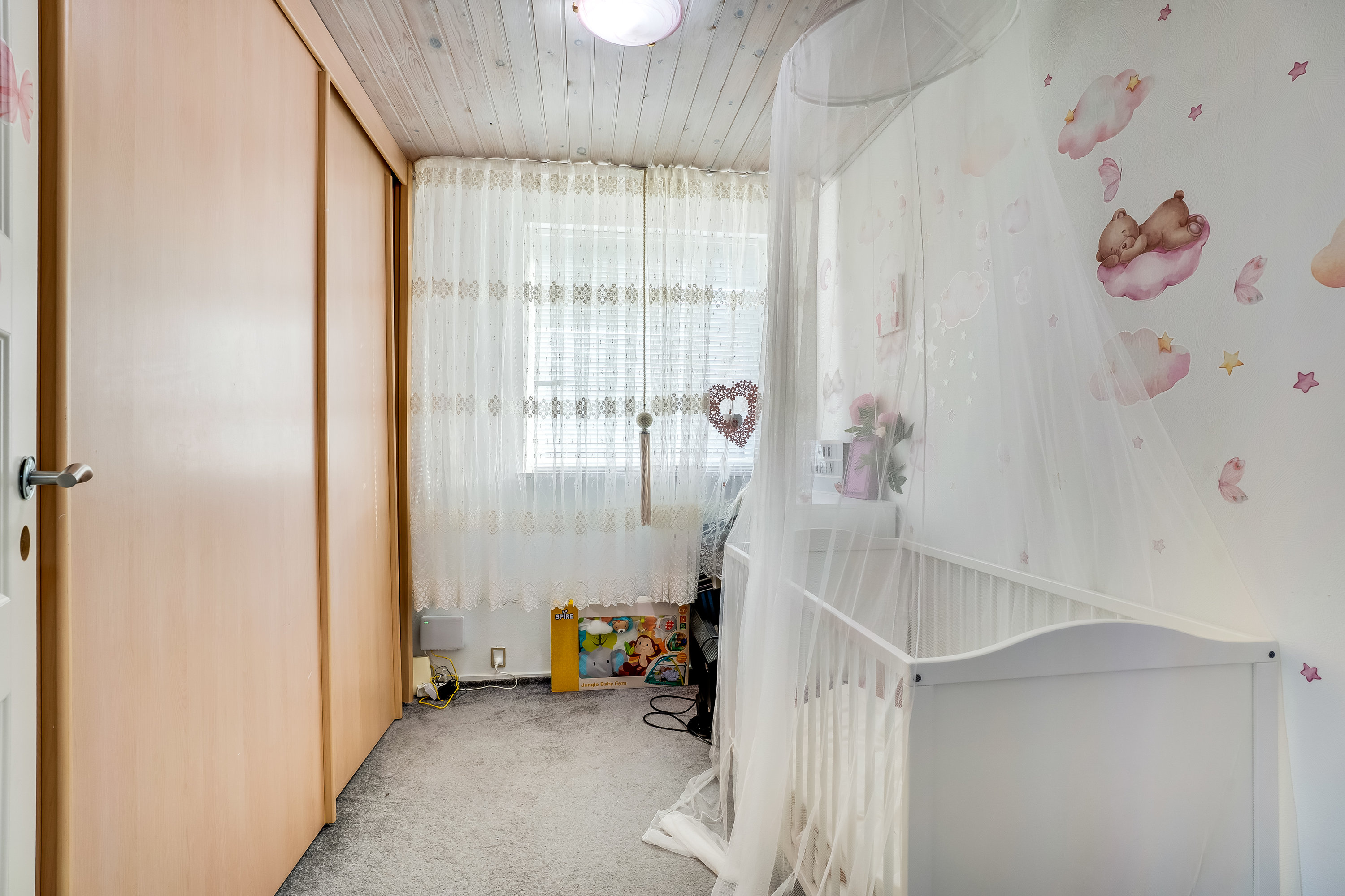 Fremhævet værelse billede i fuldskærmstilstand. Billede af Elmevang 1, 4970 Rødby