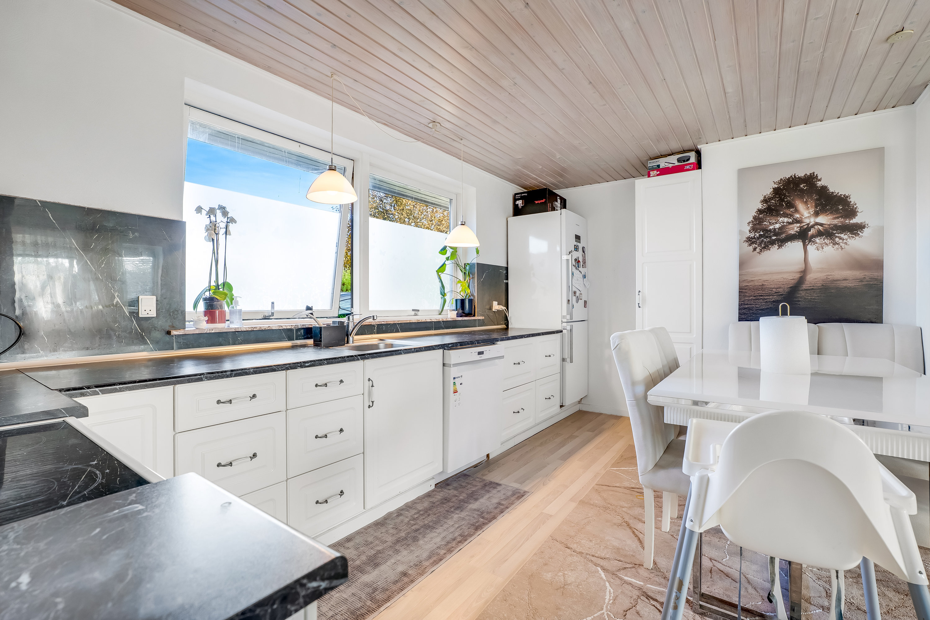 Miniaturebillede 1: køkken. Billede af Elmevang 1, 4970 Rødby