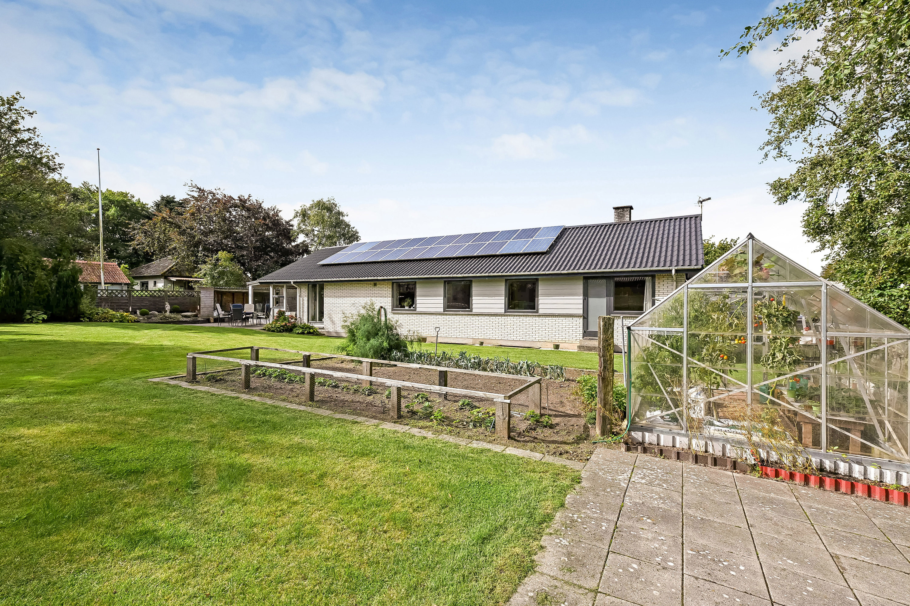 Fremhævet have billede i fuldskærmstilstand. Billede af Kirkevænget 10, Herrup, 7830 Vinderup