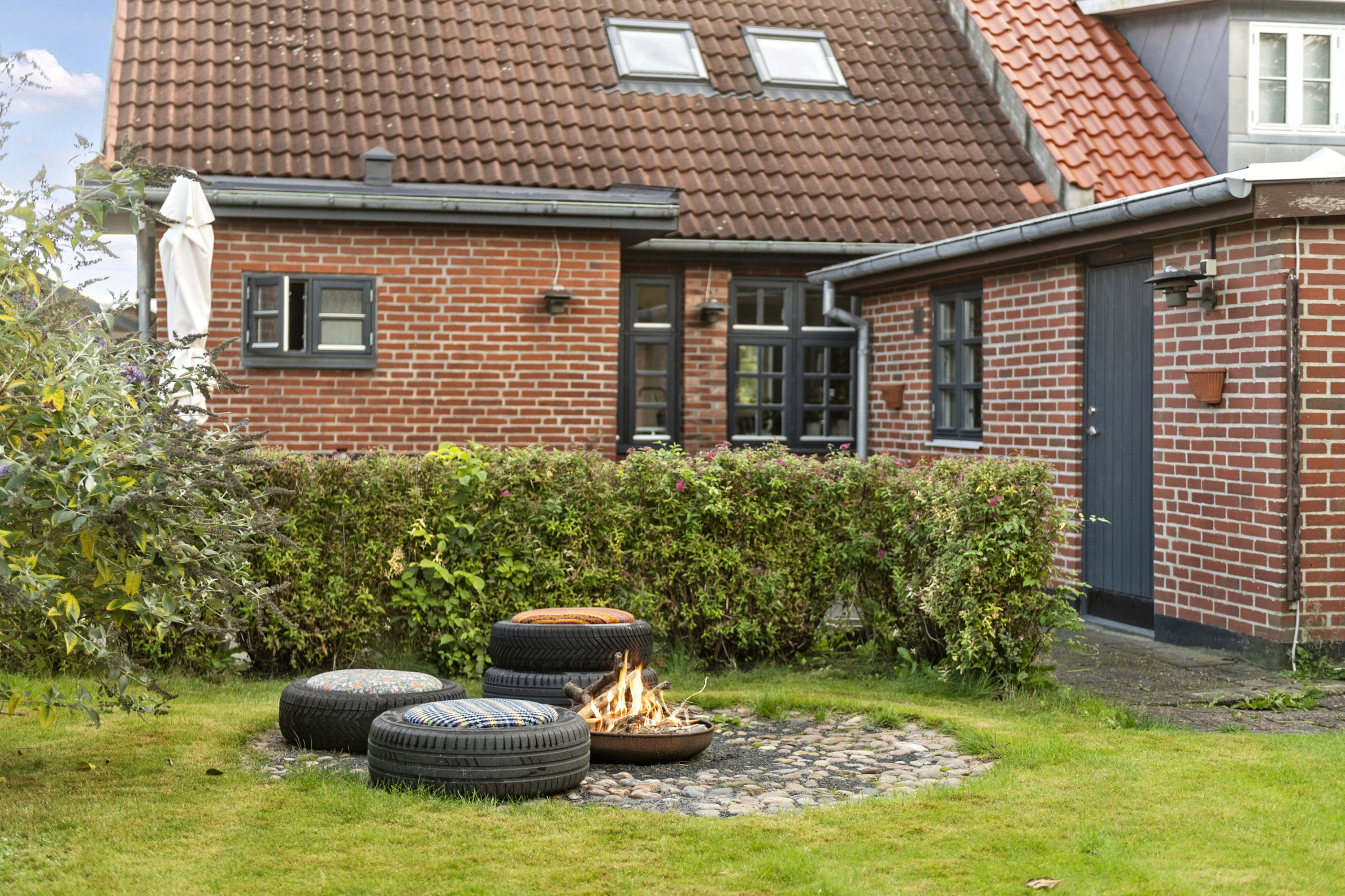 Fremhævet ejendommen billede i fuldskærmstilstand. Billede af Skolebakken 108, 6705 Esbjerg Ø