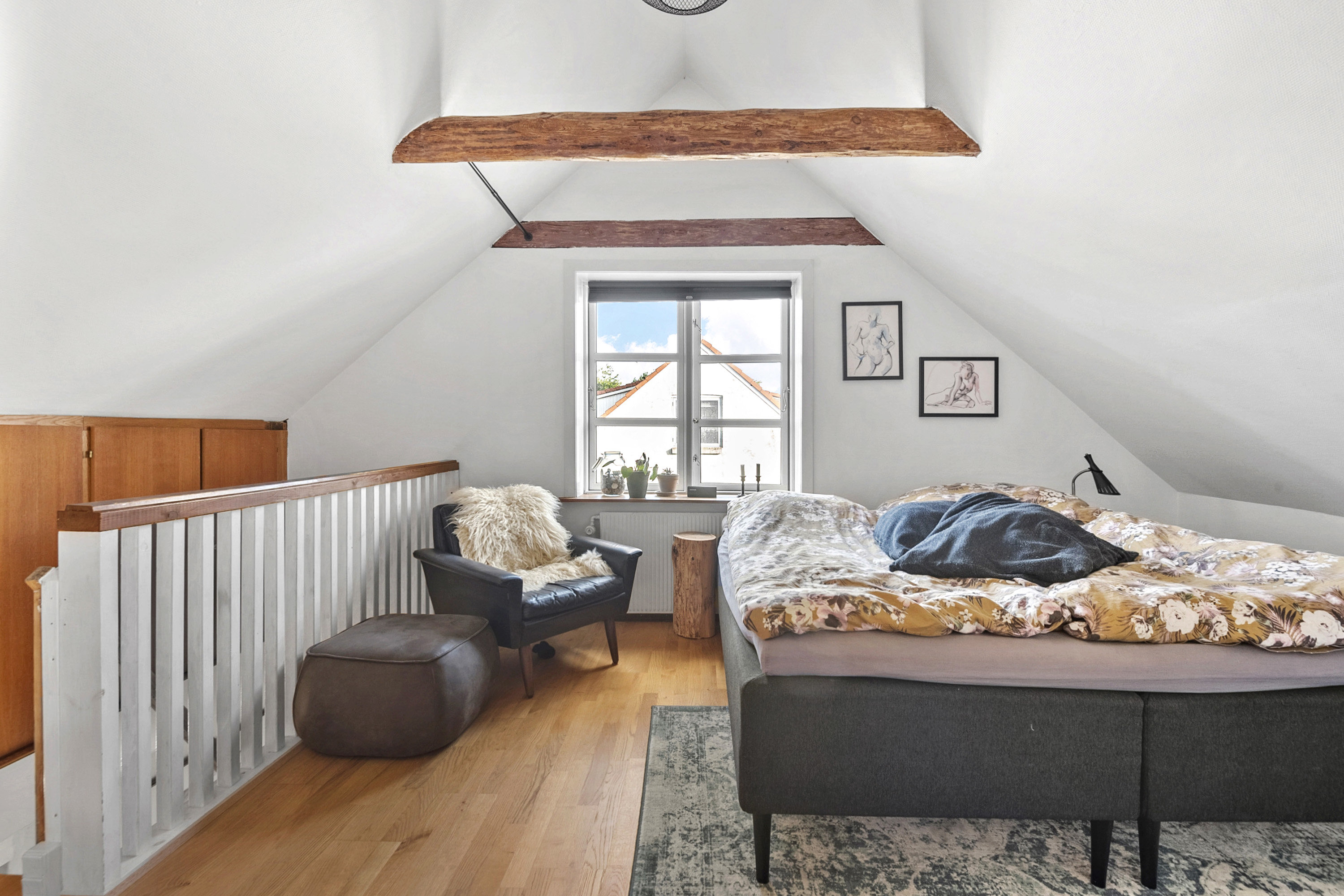 Fremhævet soveværelse billede i fuldskærmstilstand. Billede af Skolebakken 108, 6705 Esbjerg Ø