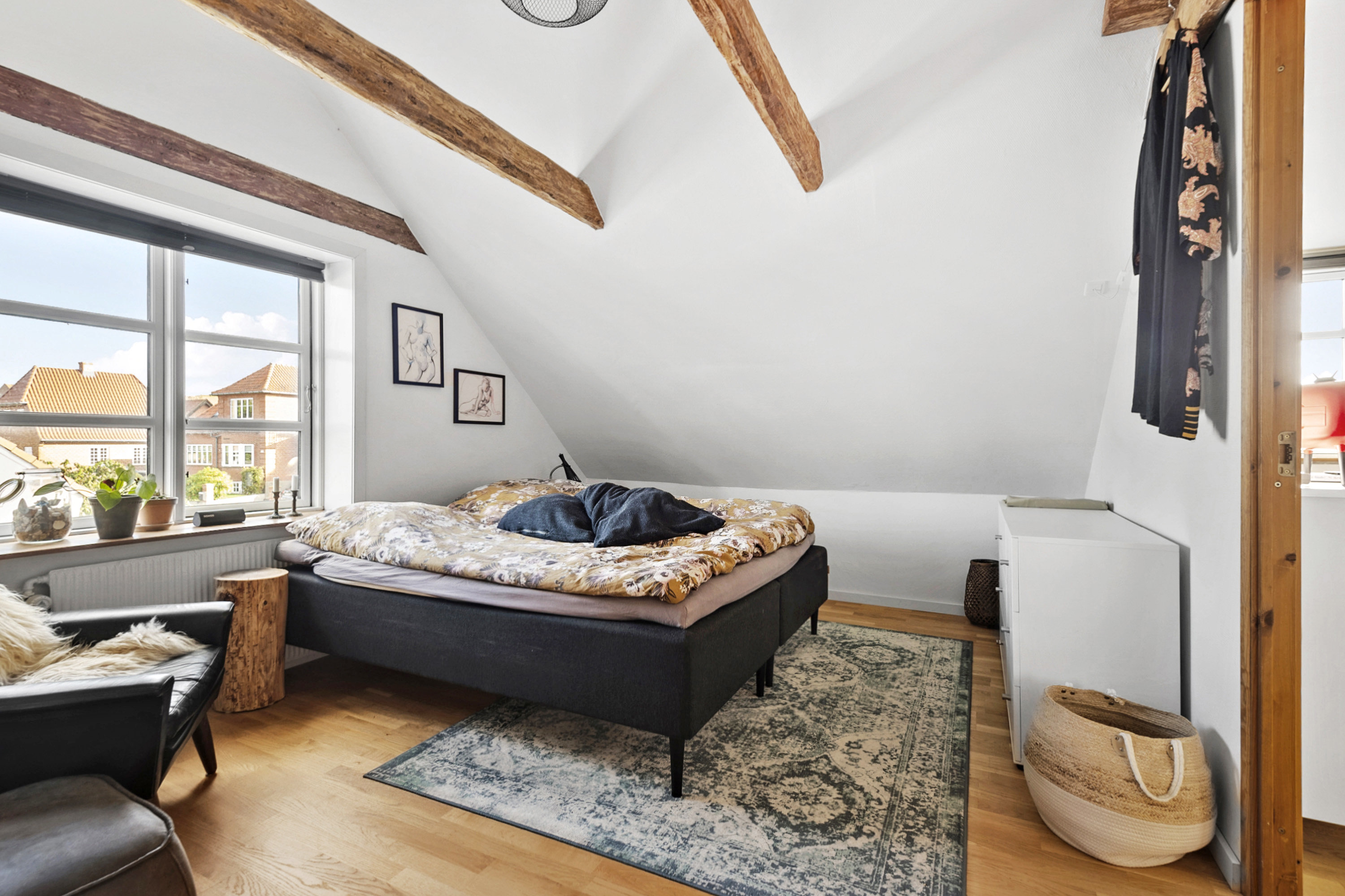 Fremhævet soveværelse billede i fuldskærmstilstand. Billede af Skolebakken 108, 6705 Esbjerg Ø