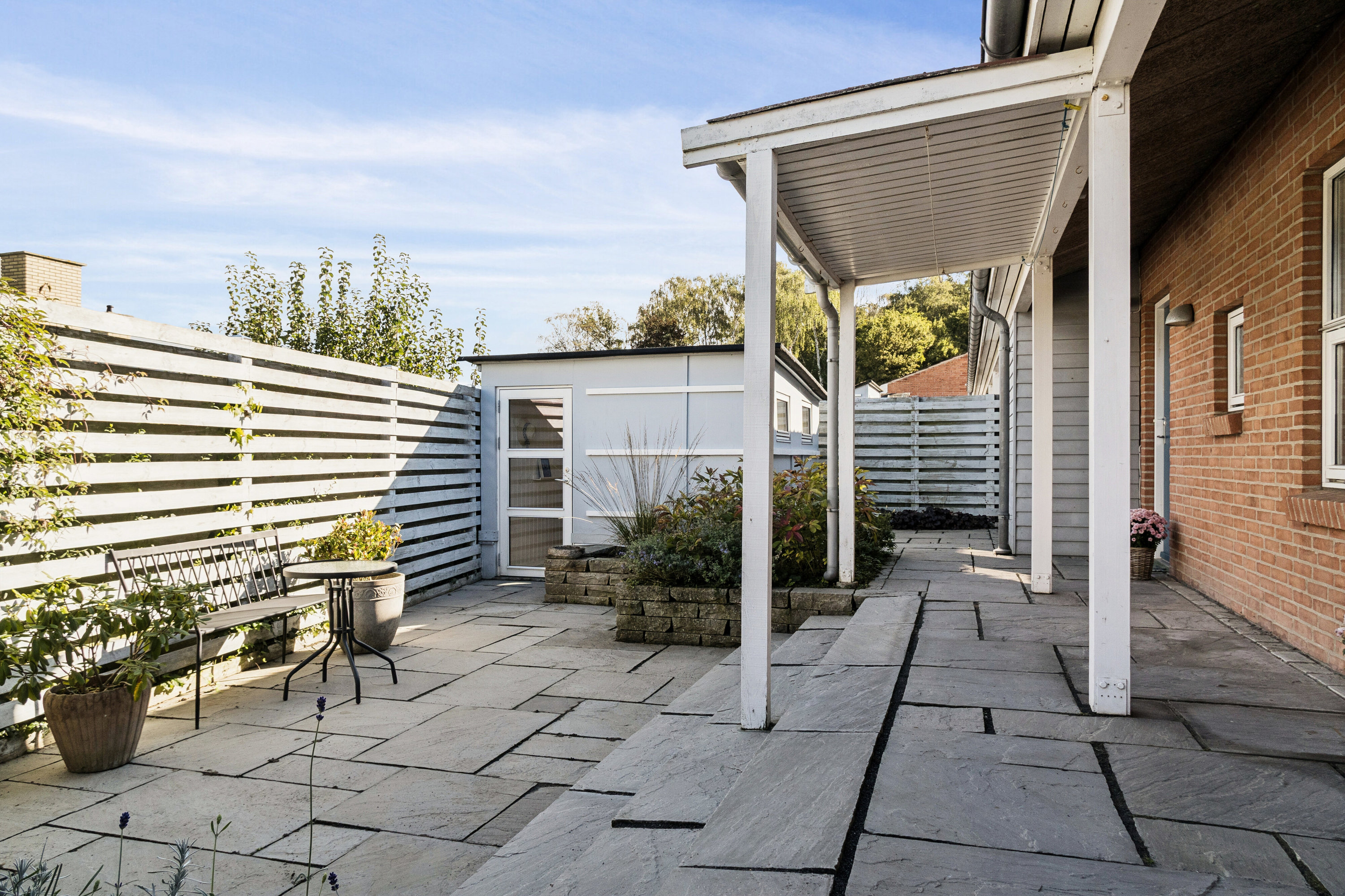 Fremhævet terrasse billede i fuldskærmstilstand. Billede af Skovhusvej 9, 4300 Holbæk