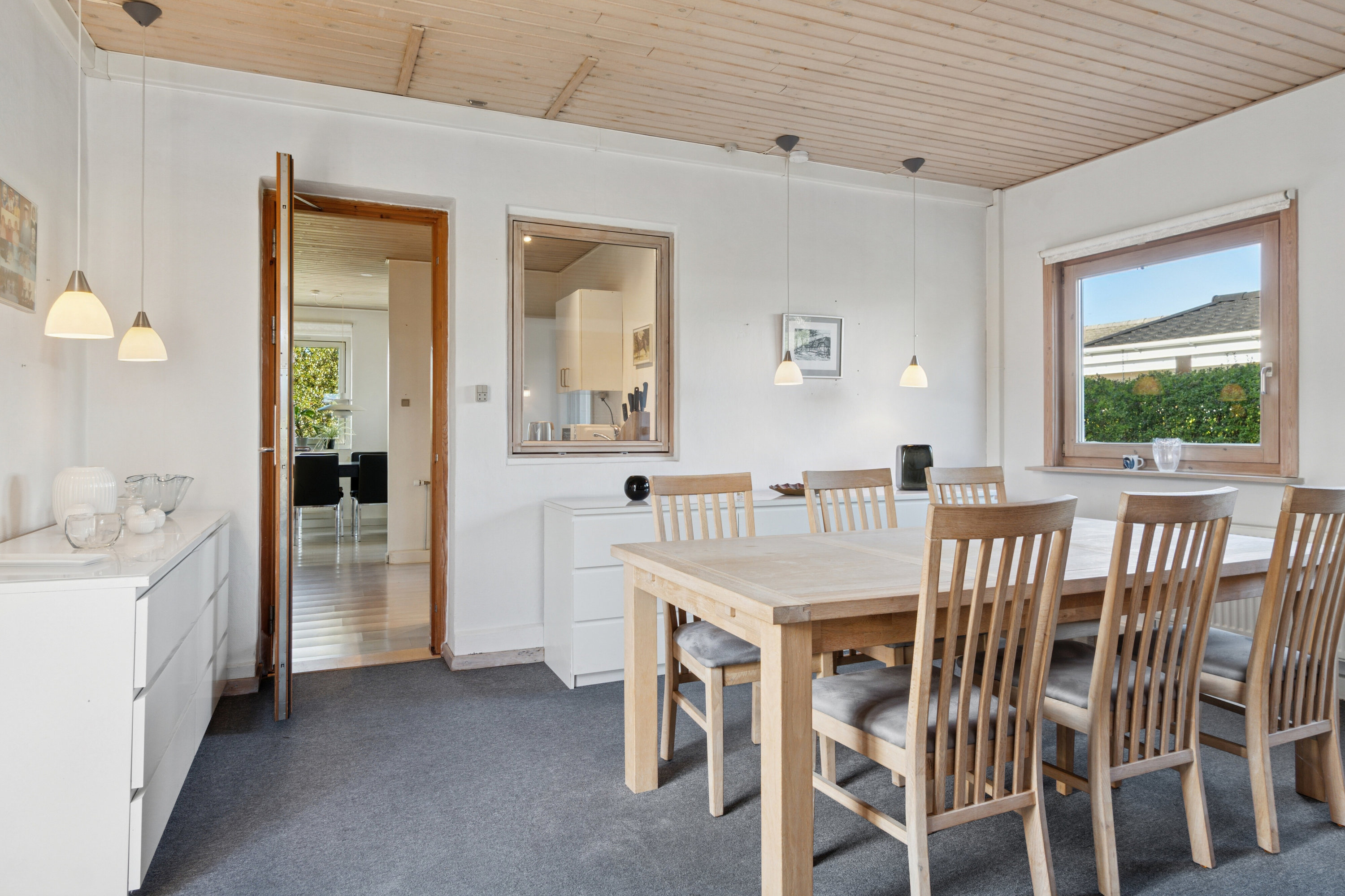 Fremhævet spisestue billede i fuldskærmstilstand. Billede af Pagteroldvej 63, 2650 Hvidovre