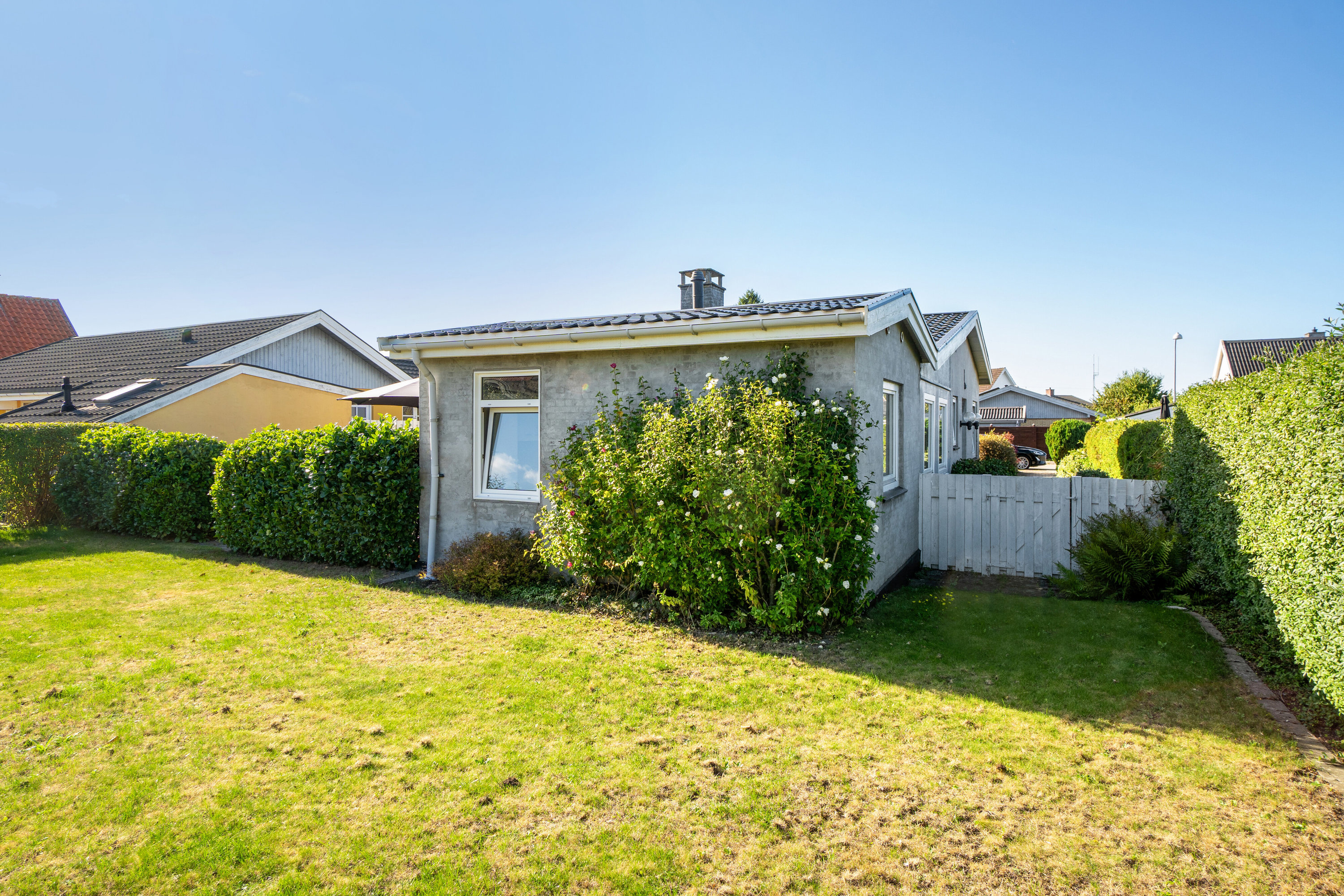 Fremhævet set fra haven billede i fuldskærmstilstand. Billede af Pagteroldvej 63, 2650 Hvidovre