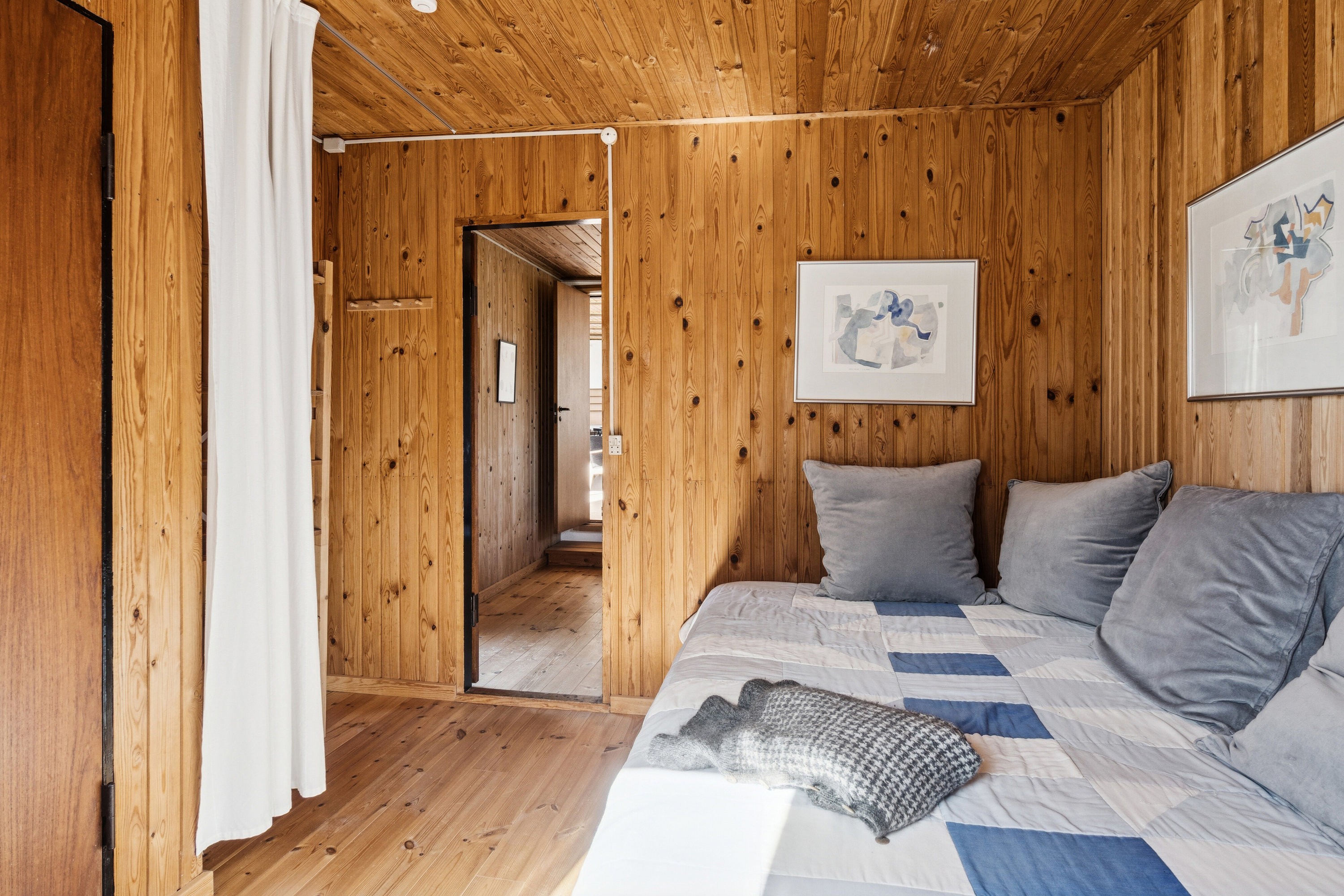 Fremhævet soveværelse billede i fuldskærmstilstand. Billede af Duevej 35, Yderby Lyng, 4583 Sjællands Odde