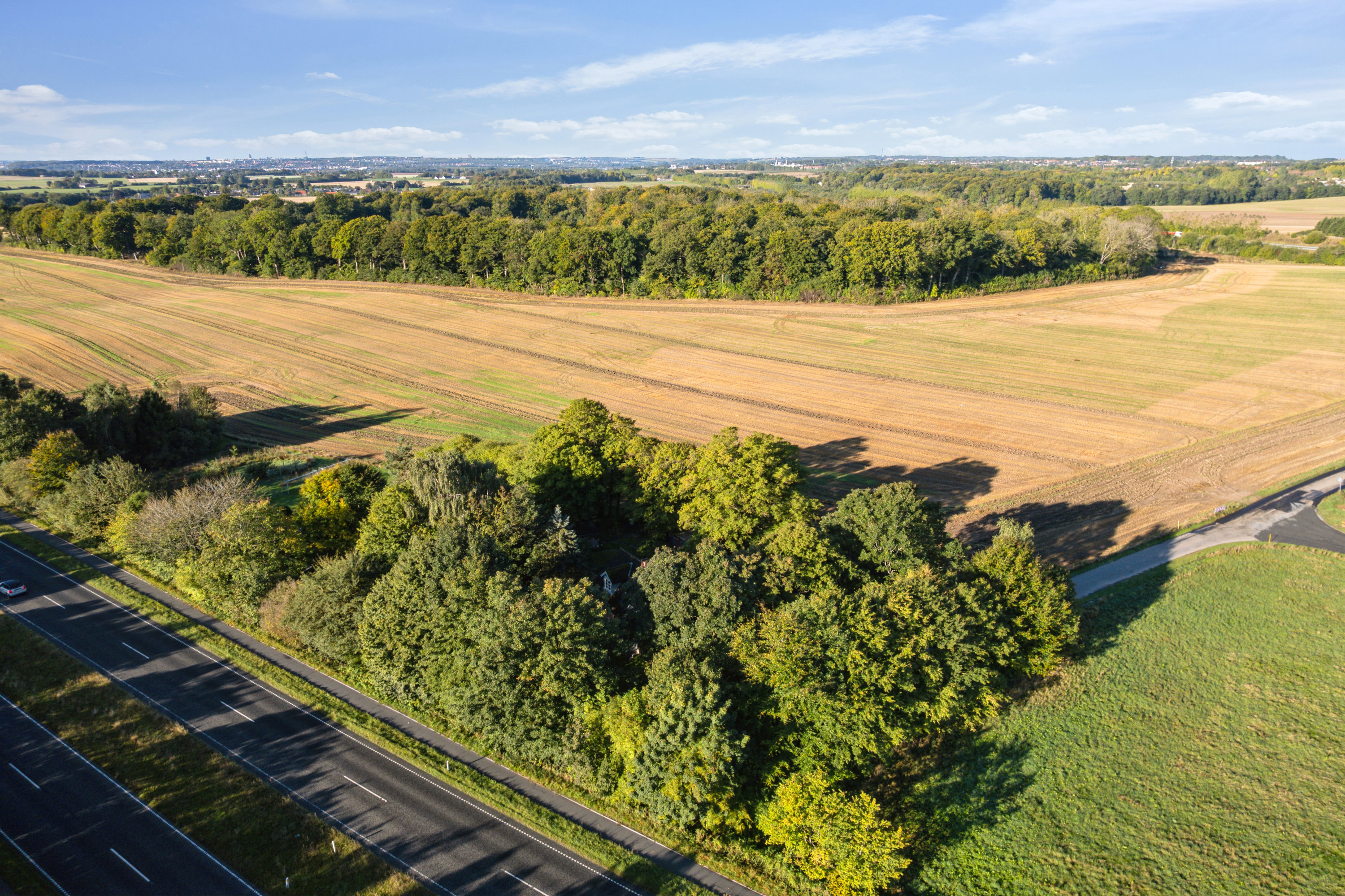 Fremhævet luftfoto billede i fuldskærmstilstand. Billede af Grenåvej 615, 8541 Skødstrup