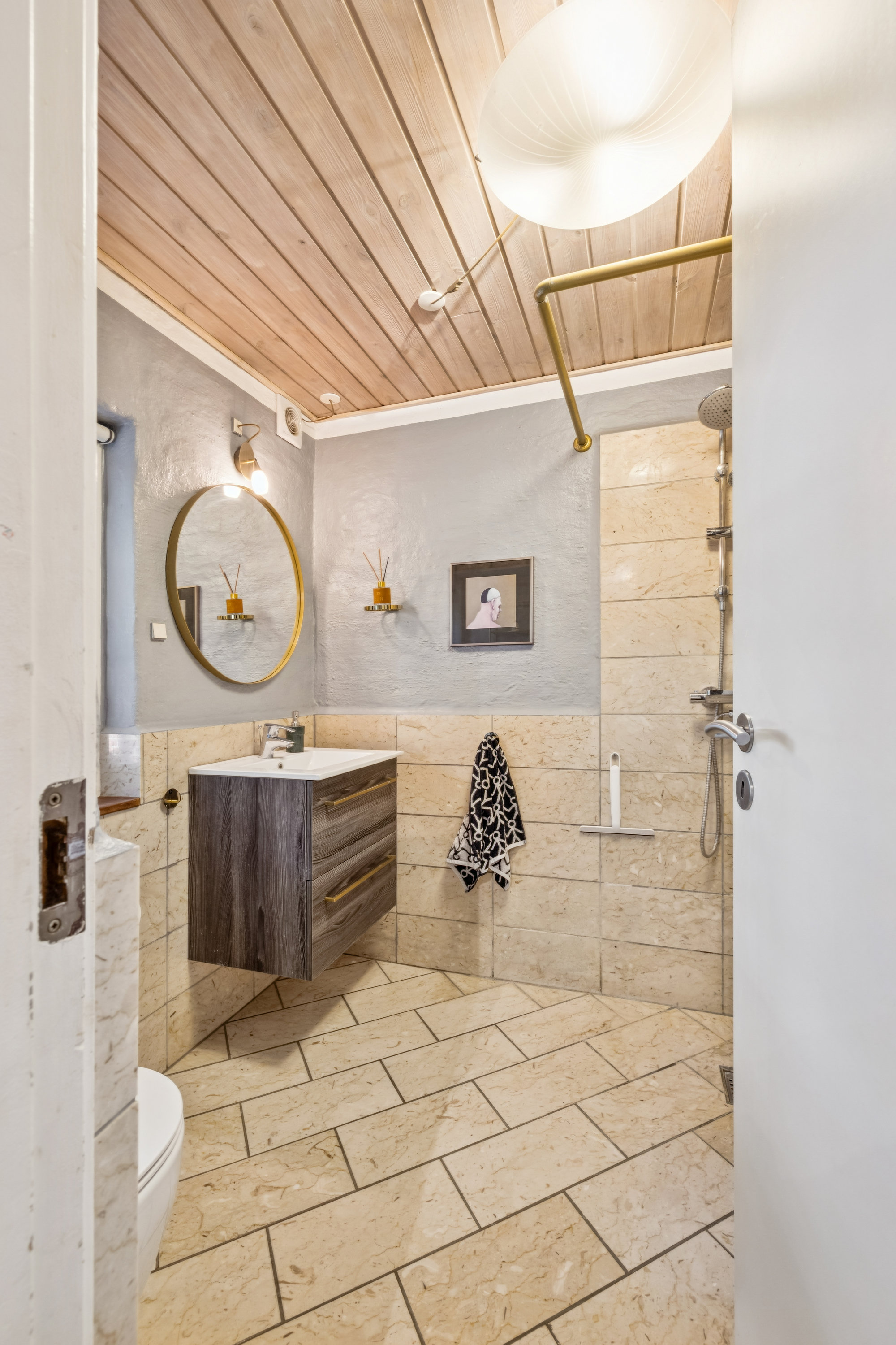 Fremhævet disponibel billede i fuldskærmstilstand. Billede af Grenåvej 615, 8541 Skødstrup