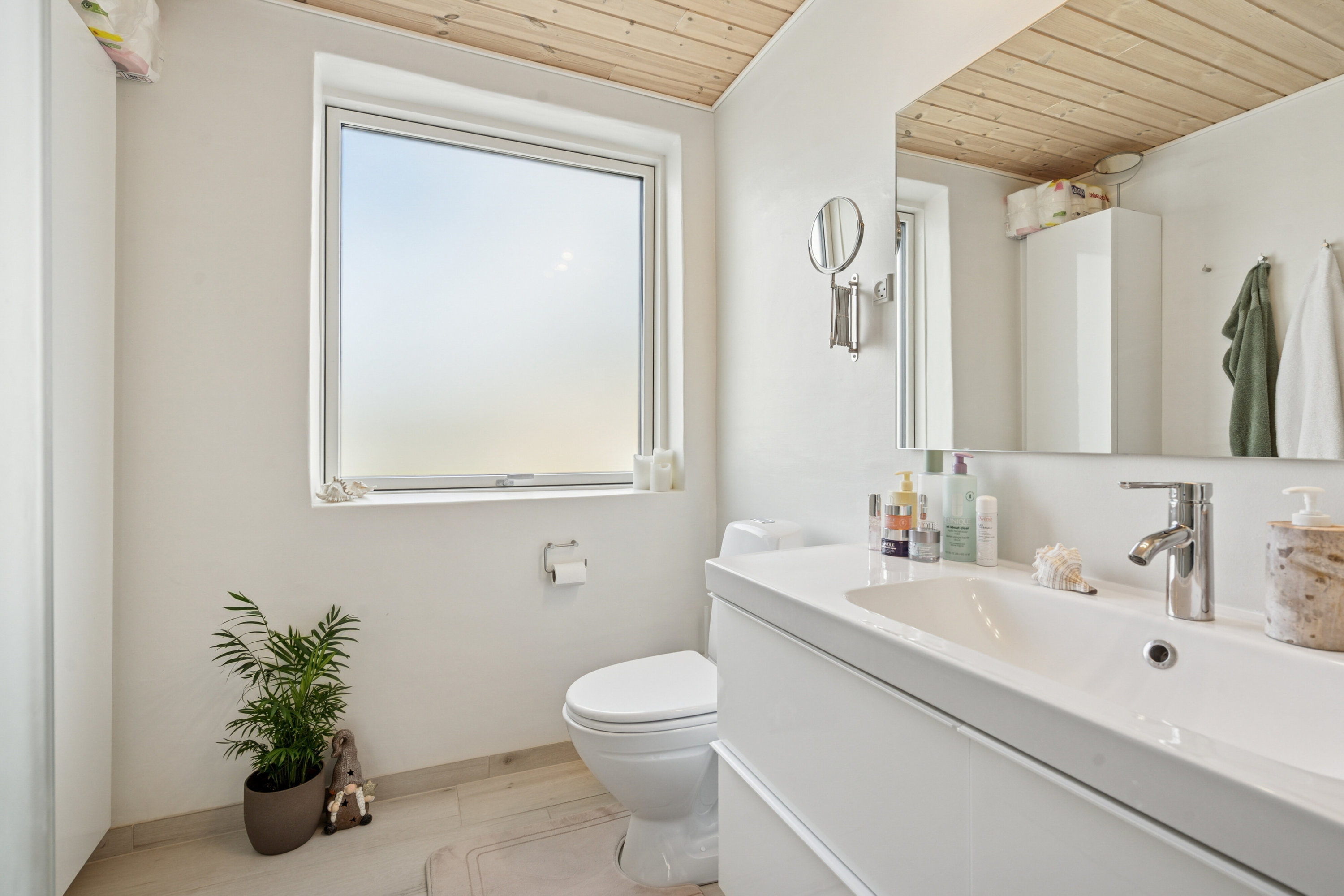 Fremhævet badeværelse billede i fuldskærmstilstand. Billede af Kildebakkevej 12, 4200 Slagelse