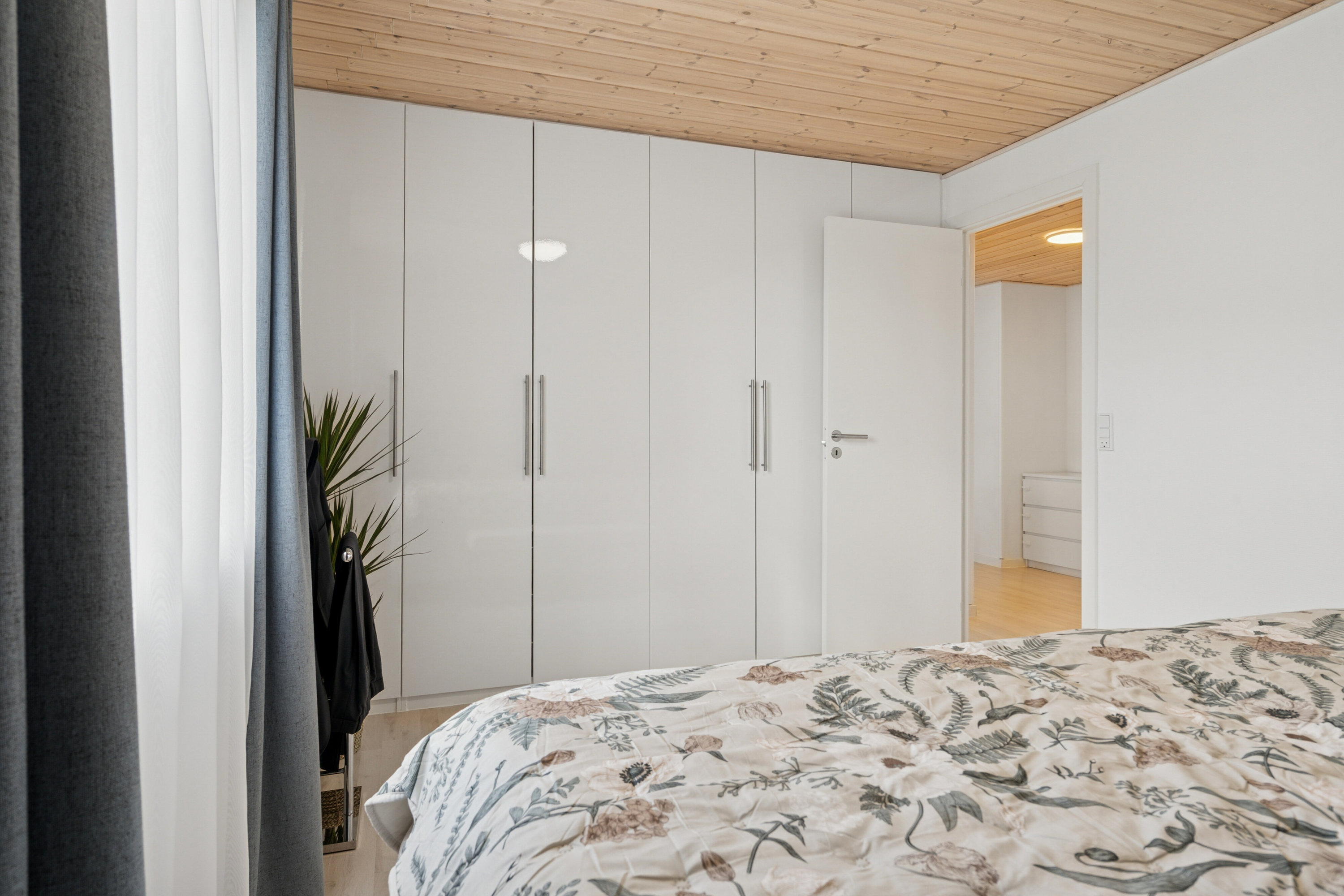 Fremhævet soveværelse billede i fuldskærmstilstand. Billede af Kildebakkevej 12, 4200 Slagelse