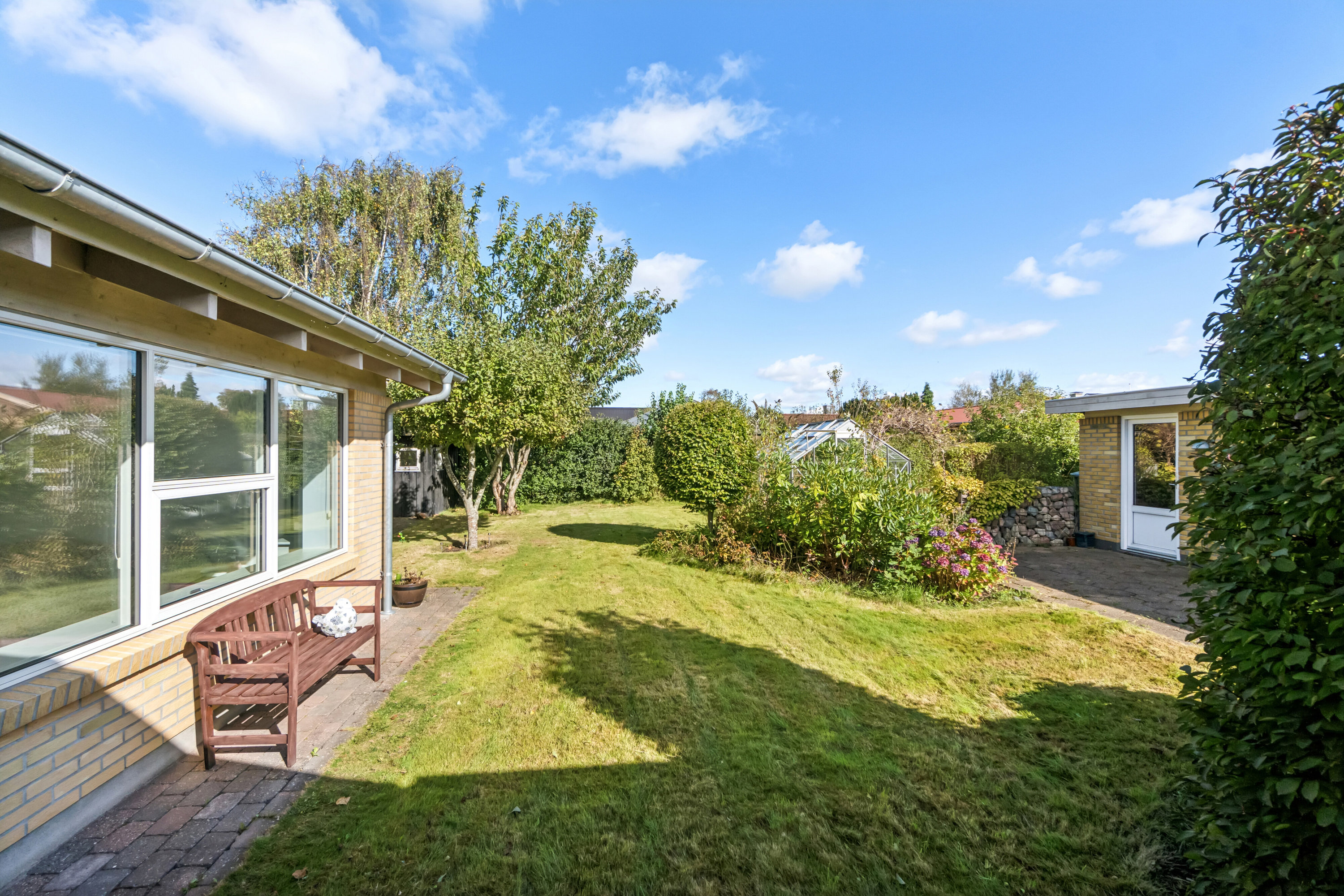 Fremhævet set fra haven billede i fuldskærmstilstand. Billede af Enebærvænget 3, Tingstrup, 7700 Thisted