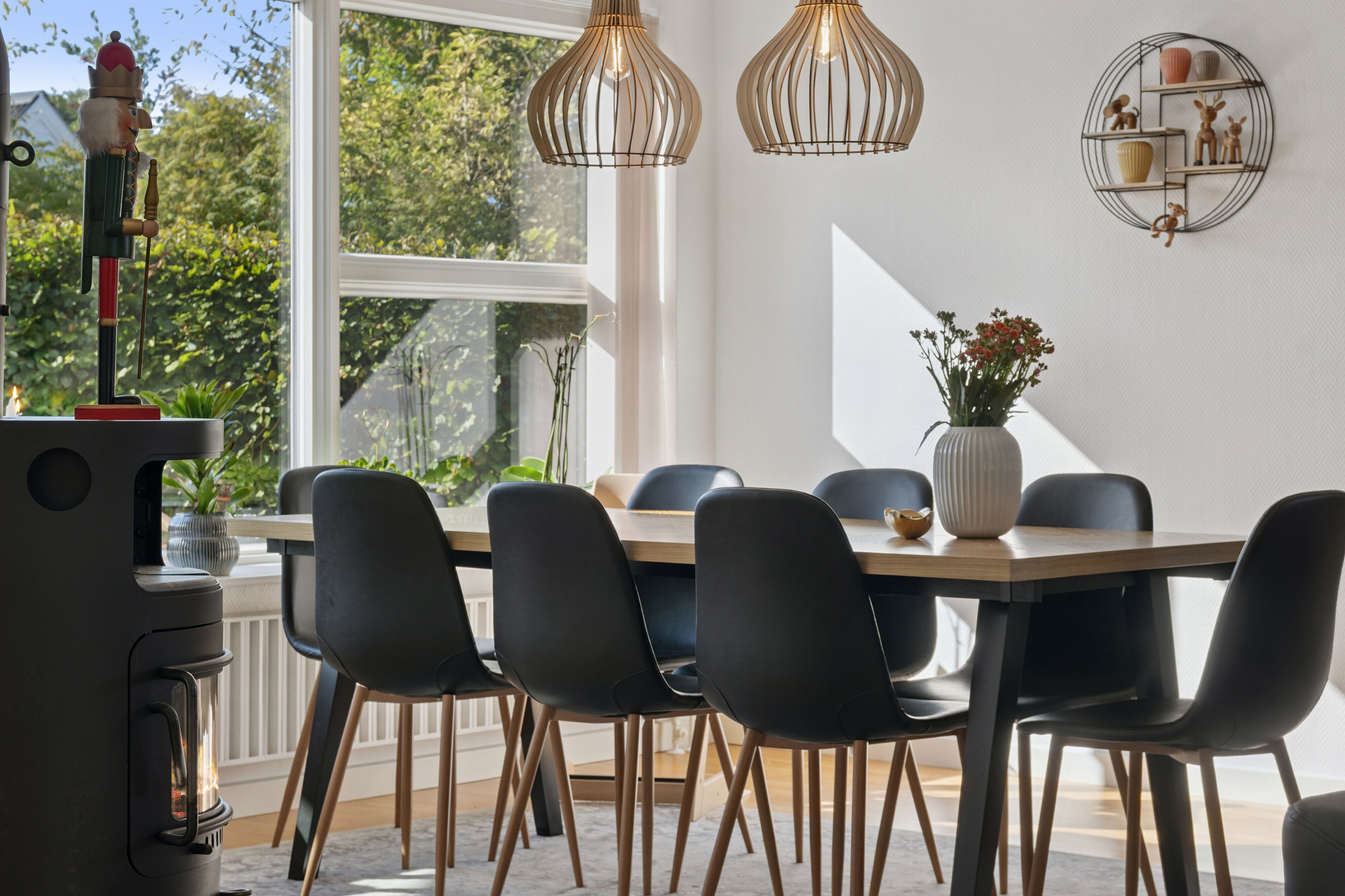 Fremhævet spisestue billede i fuldskærmstilstand. Billede af Enebærvænget 3, Tingstrup, 7700 Thisted