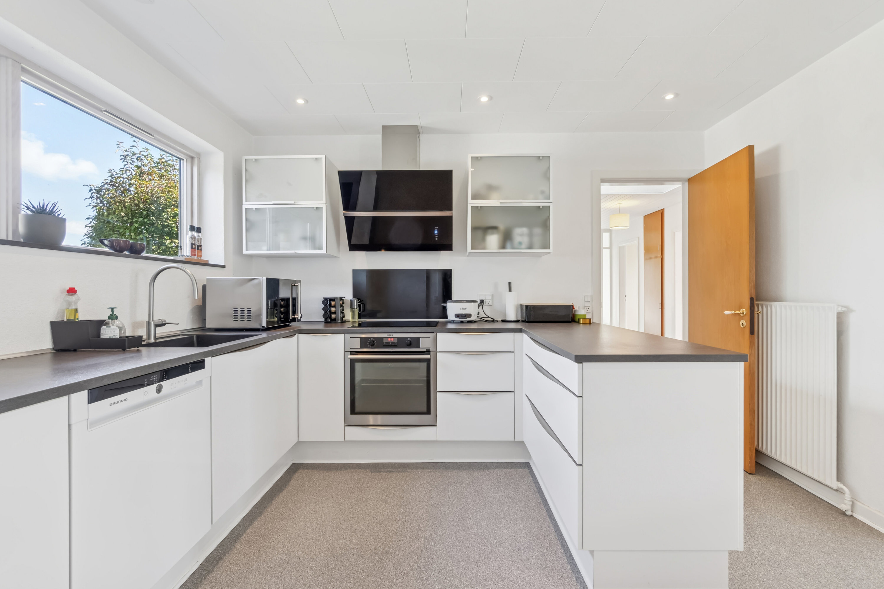 Fremhævet køkken billede i fuldskærmstilstand. Billede af Enebærvænget 3, Tingstrup, 7700 Thisted