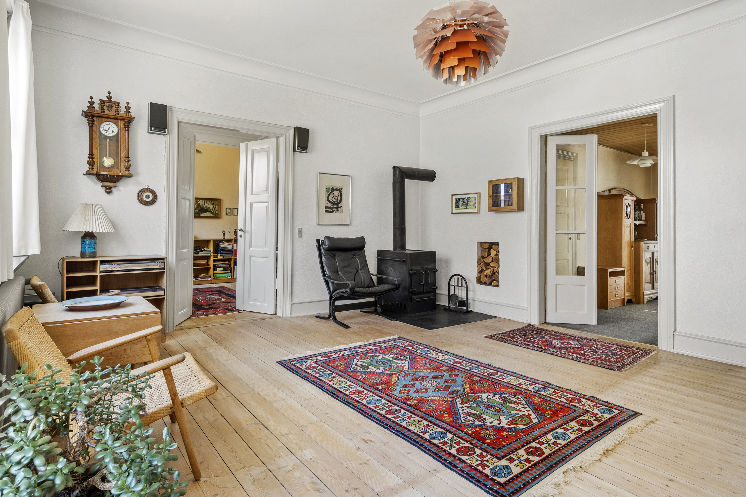 Fremhævet stue billede i fuldskærmstilstand. Billede af Vestervold 26, 6800 Varde