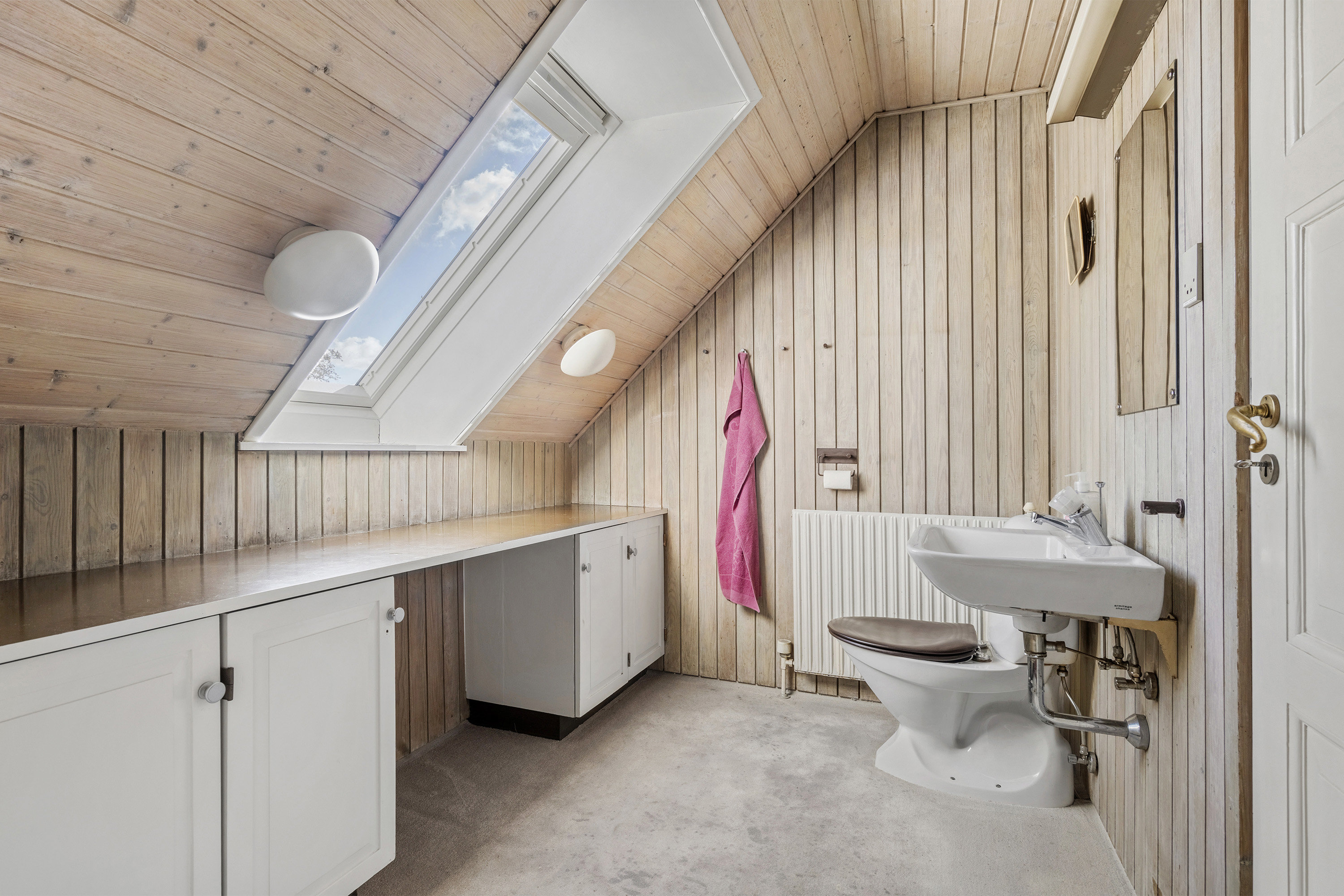 Fremhævet badeværelse billede i fuldskærmstilstand. Billede af Vestervold 26, 6800 Varde