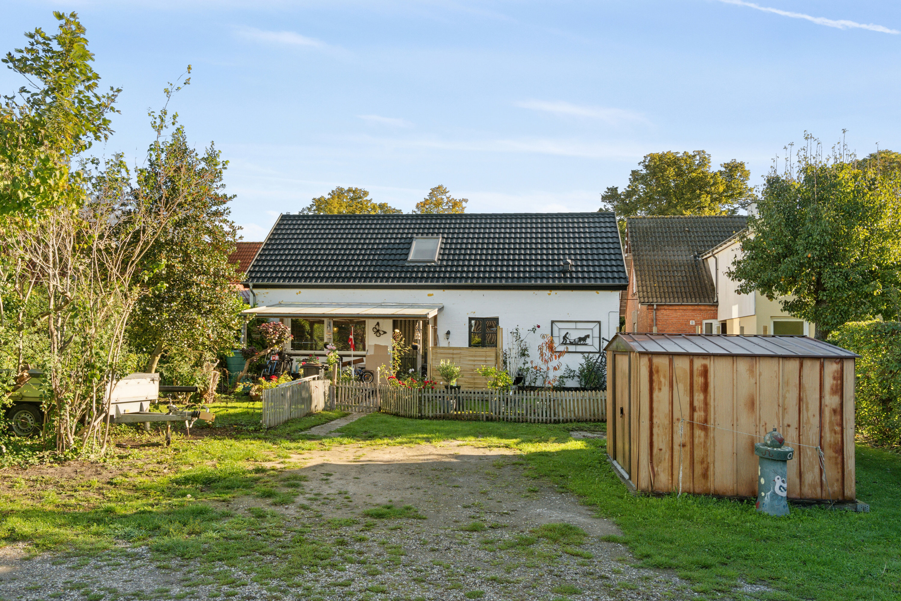 Fremhævet set fra haven billede i fuldskærmstilstand. Billede af Stationsvej 9, 4261 Dalmose