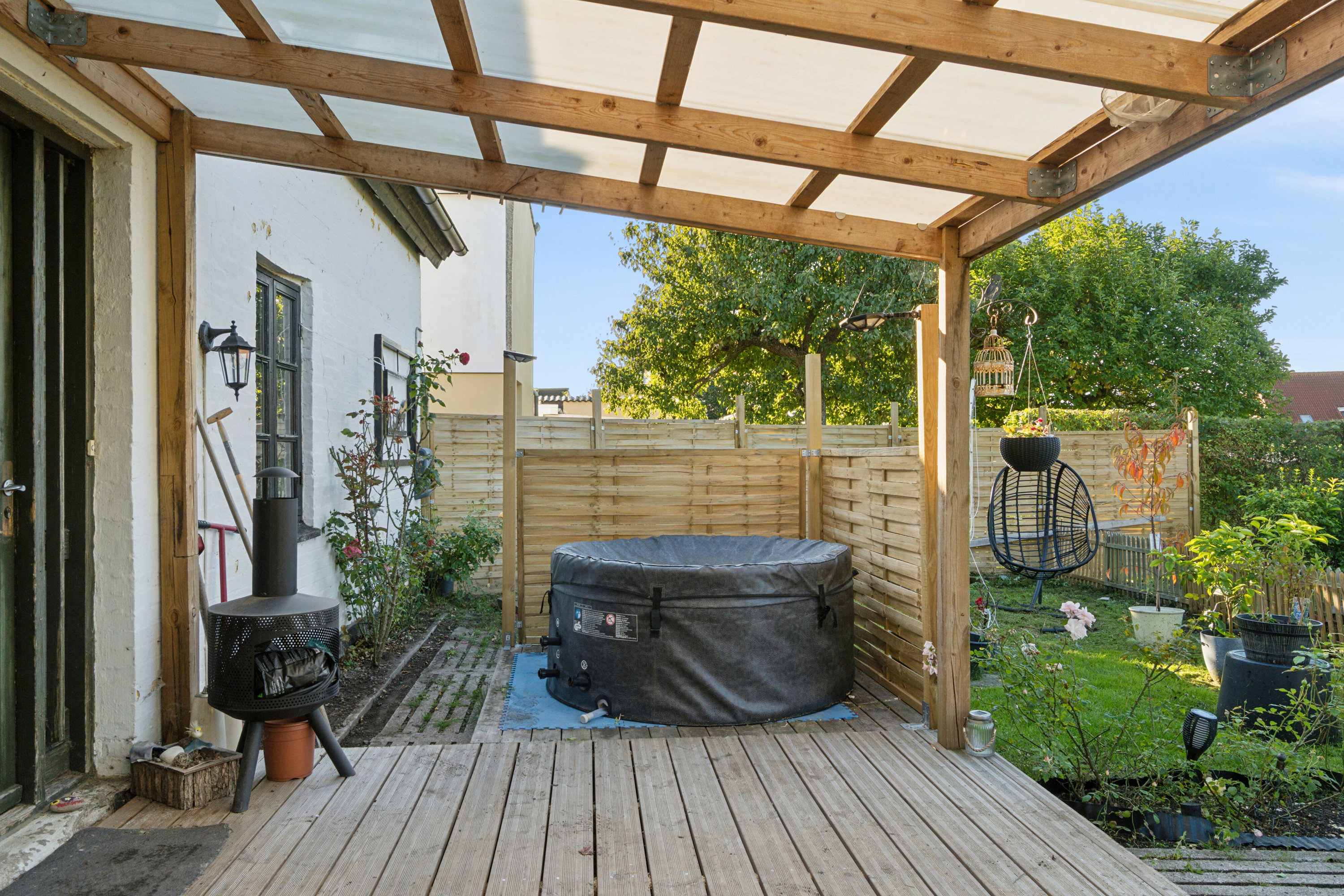 Fremhævet overdækket terrasse billede i fuldskærmstilstand. Billede af Stationsvej 9, 4261 Dalmose