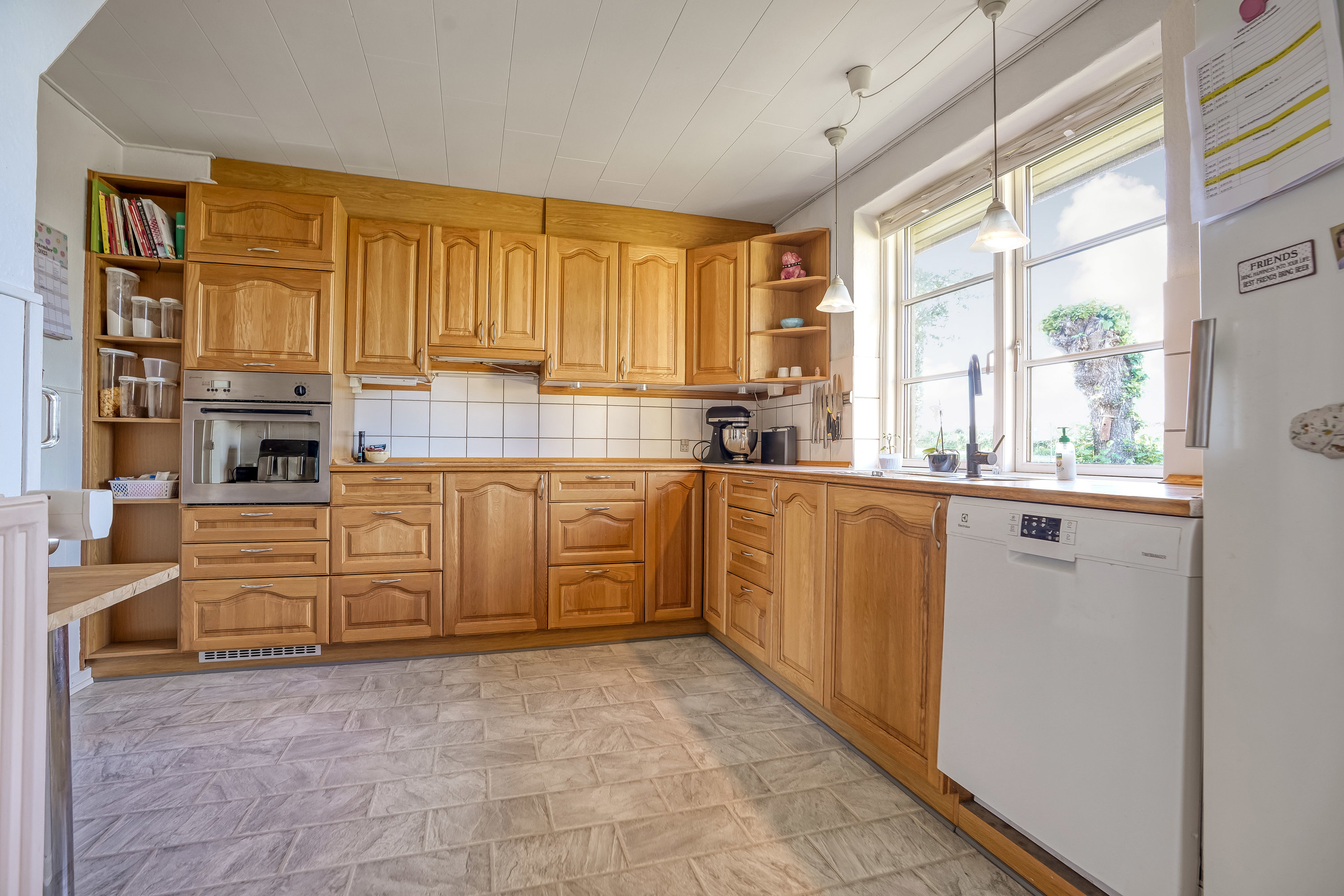 Fremhævet køkken billede i fuldskærmstilstand. Billede af Mosegårdvej 51, Mosegård, 5580 Nørre Aaby