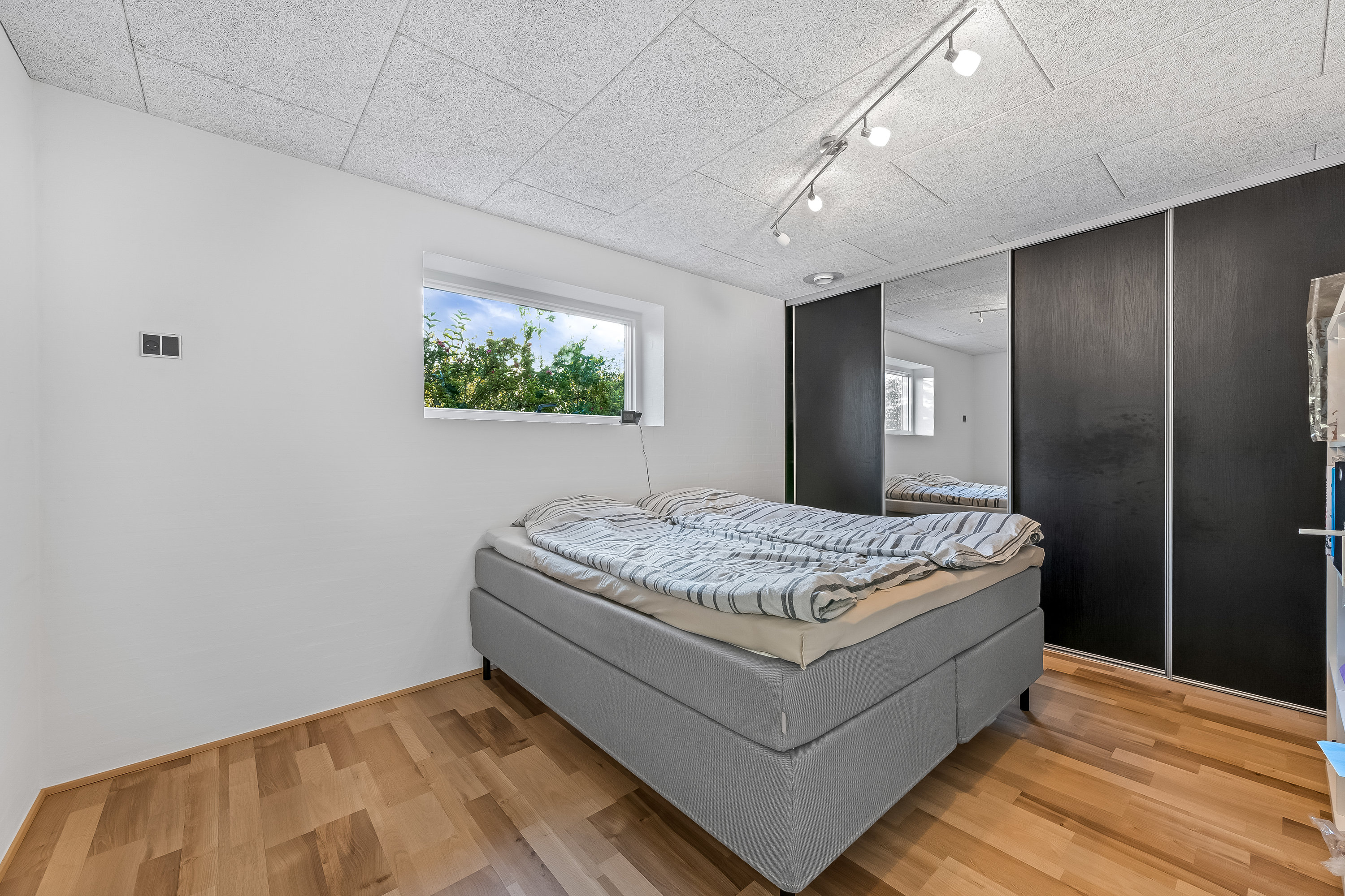 Fremhævet soveværelse billede i fuldskærmstilstand. Billede af Rindumvej 26B, Rindum, 6950 Ringkøbing