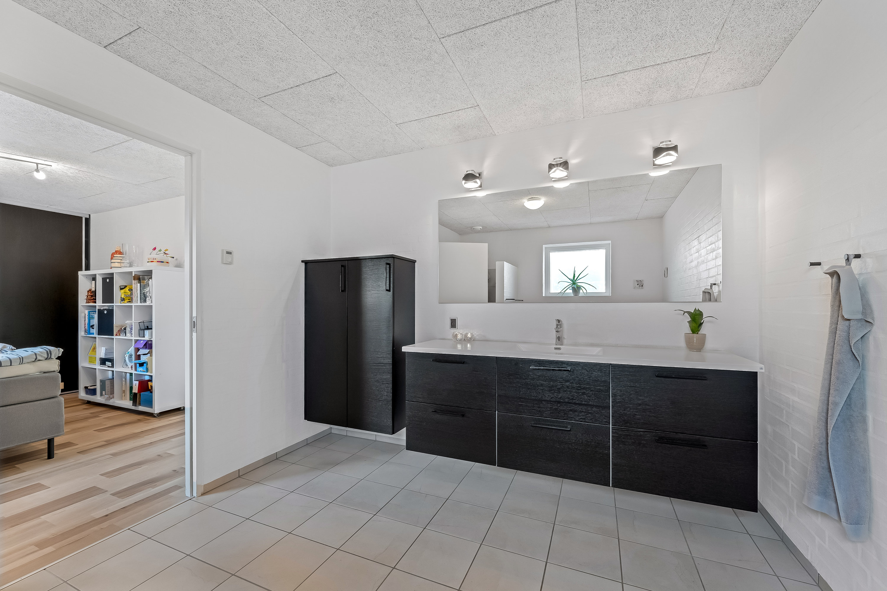 Fremhævet badeværelse billede i fuldskærmstilstand. Billede af Rindumvej 26B, Rindum, 6950 Ringkøbing