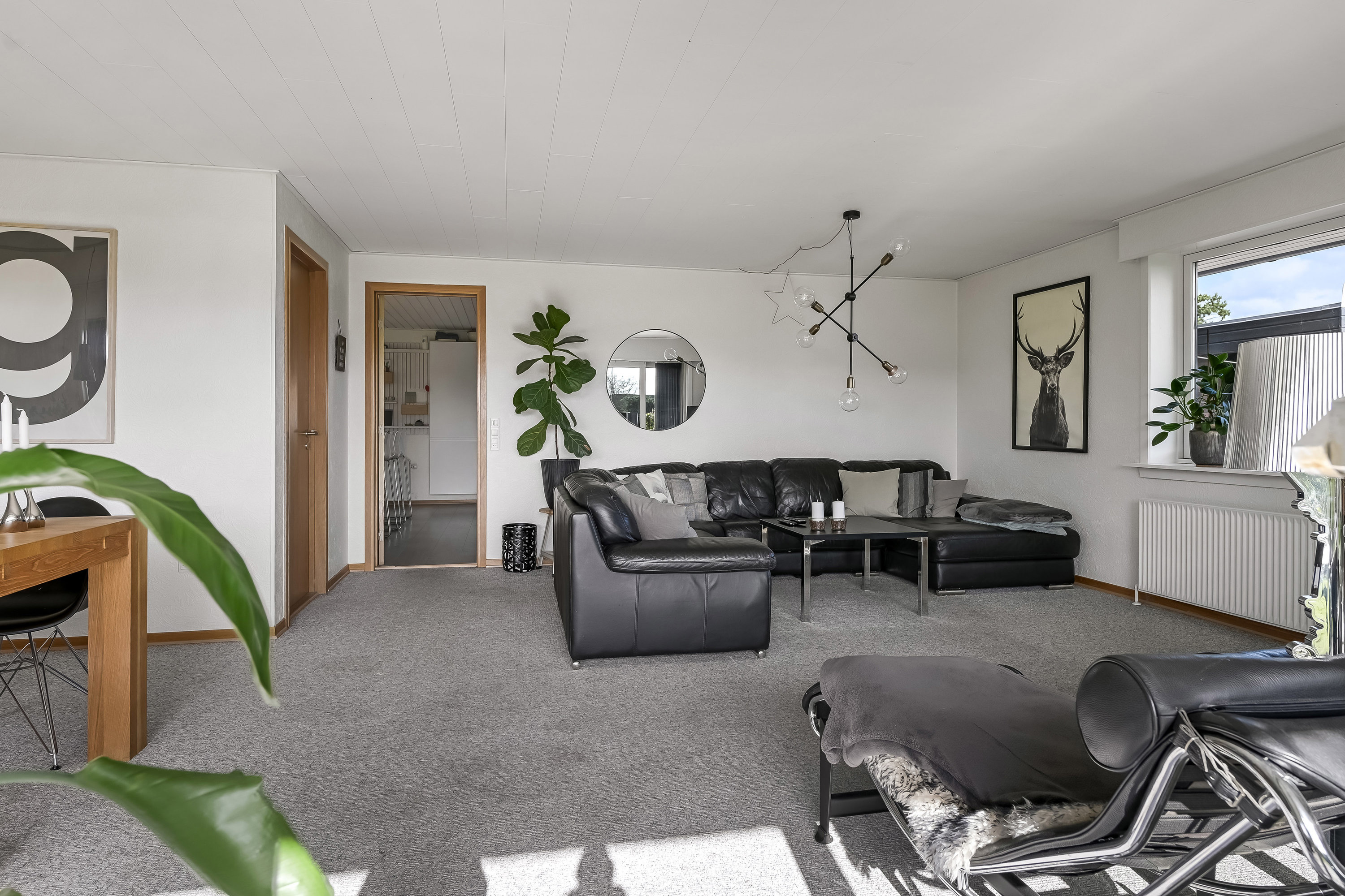 Fremhævet stue billede i fuldskærmstilstand. Billede af Ågeslundvej 3, 7200 Grindsted