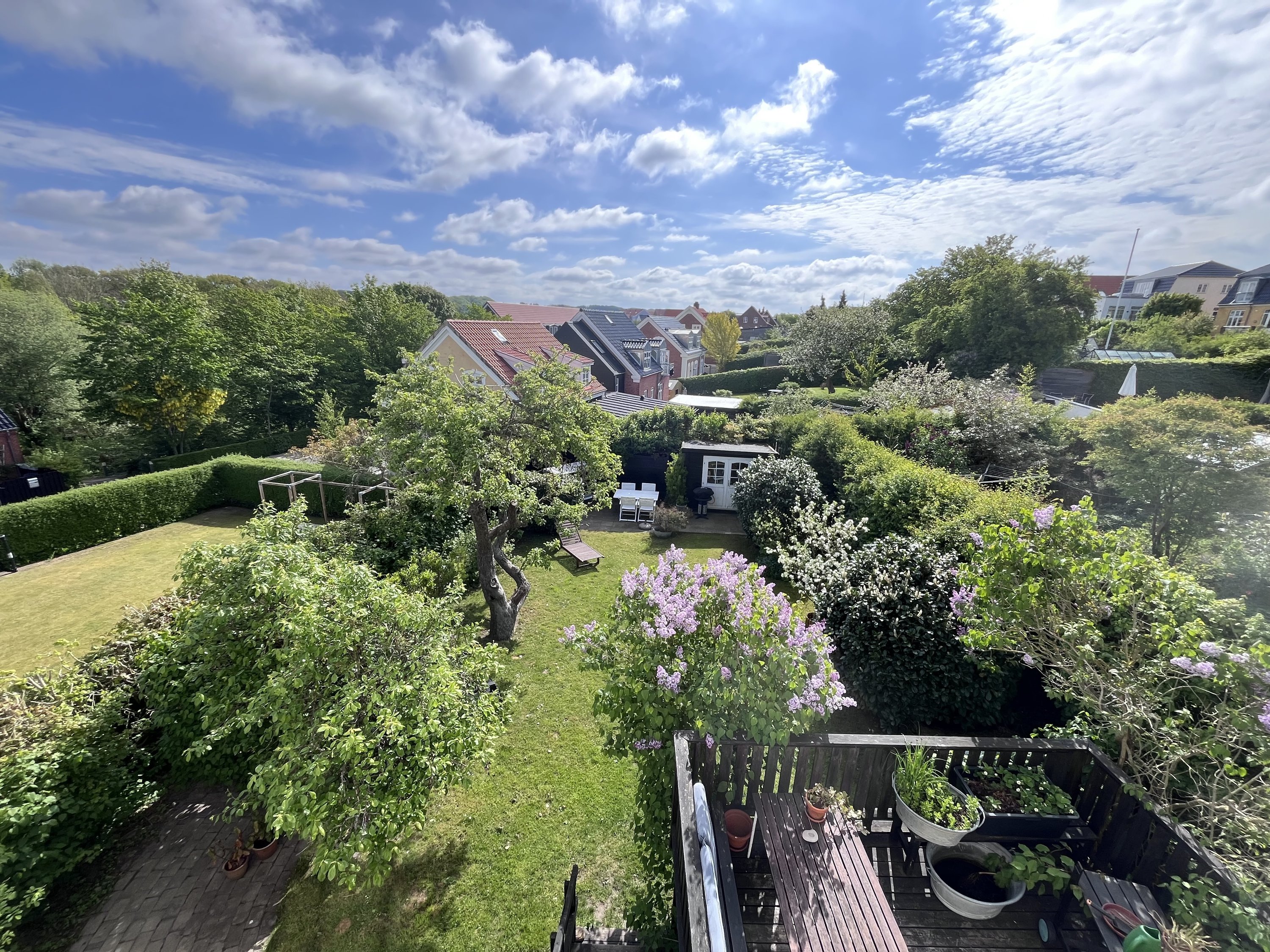 Fremhævet have billede i fuldskærmstilstand. Billede af Egholmsvej 8, 8660 Skanderborg