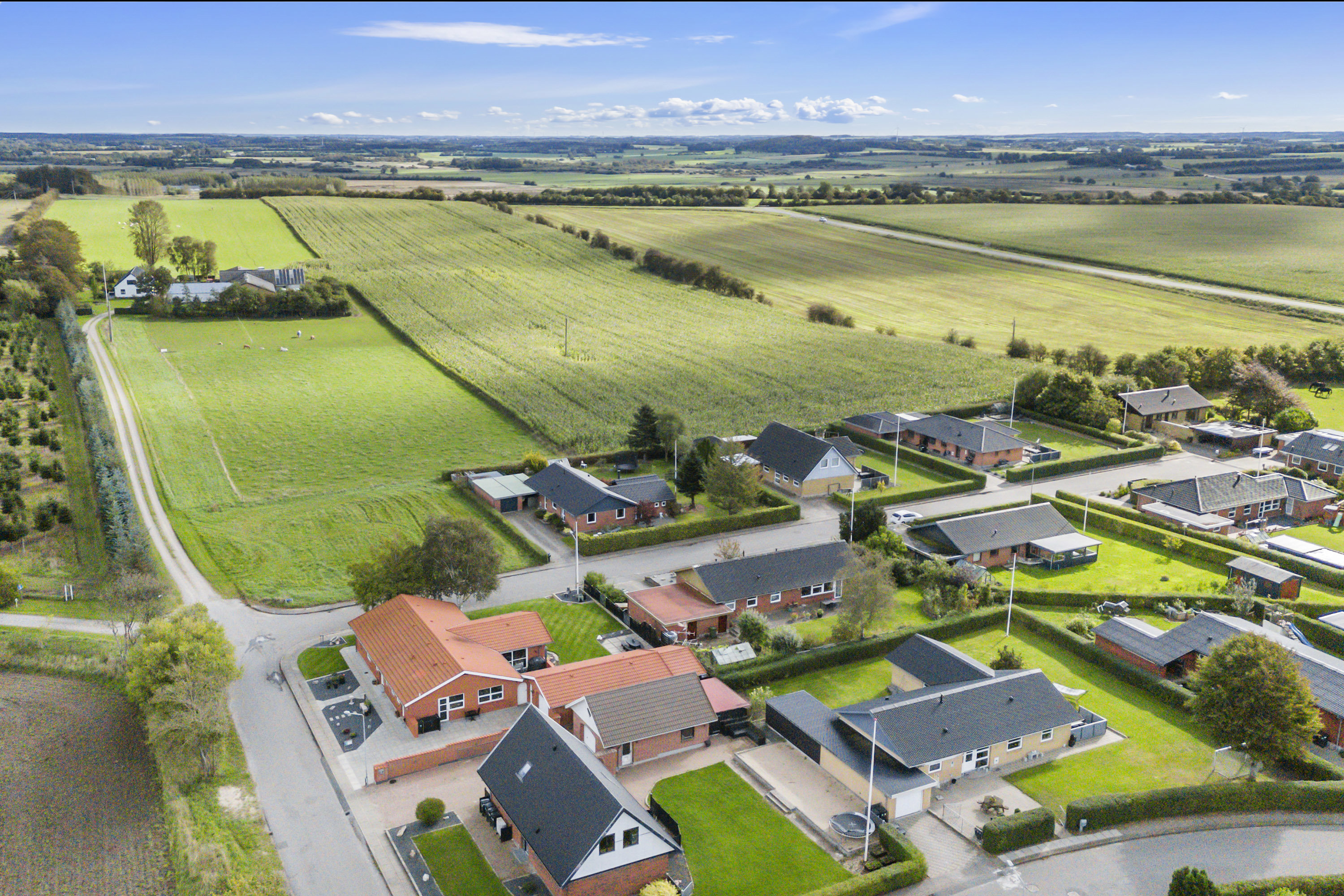 Fremhævet luftfoto billede i fuldskærmstilstand. Billede af Valgårdsvej 16, V Hornum, 9640 Farsø