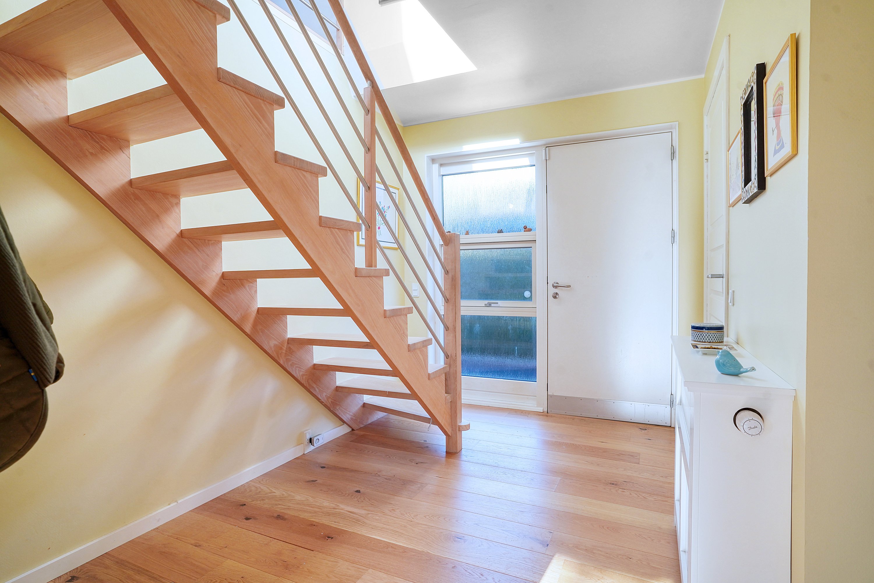 Fremhævet entré billede i fuldskærmstilstand. Billede af Hjortevænget 34, 3450 Allerød