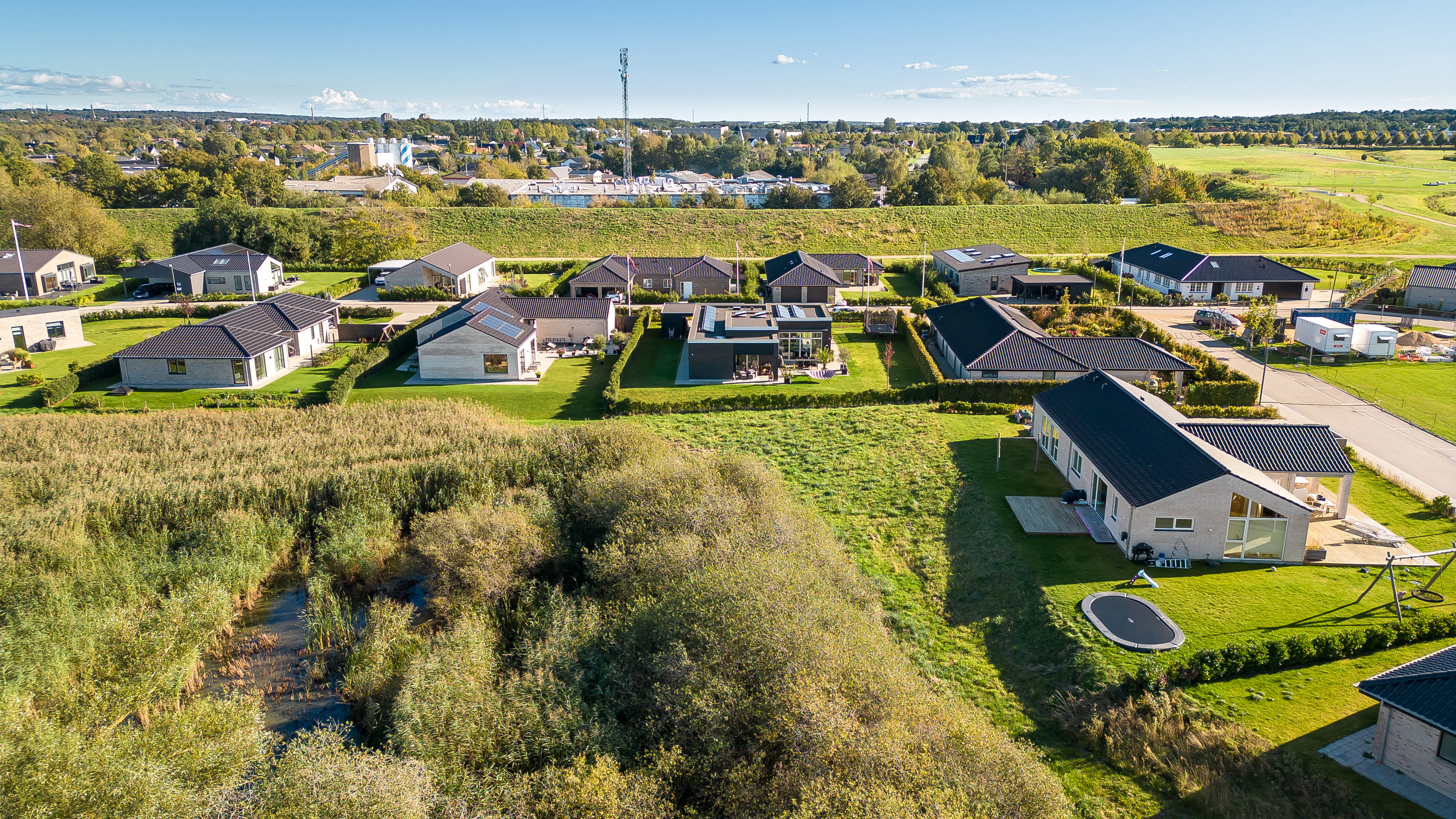 Fremhævet andet billede i fuldskærmstilstand. Billede af Cirkelbuen 26, 3400 Hillerød