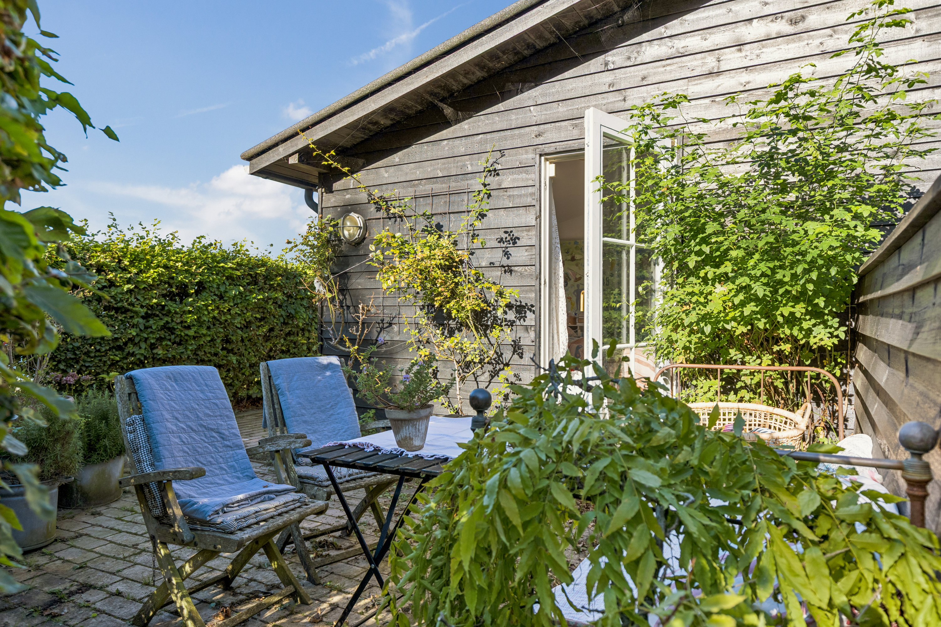 Fremhævet terrasse billede i fuldskærmstilstand. Billede af Vindekilde Strandvej 28, Bjergene, 4540 Fårevejle