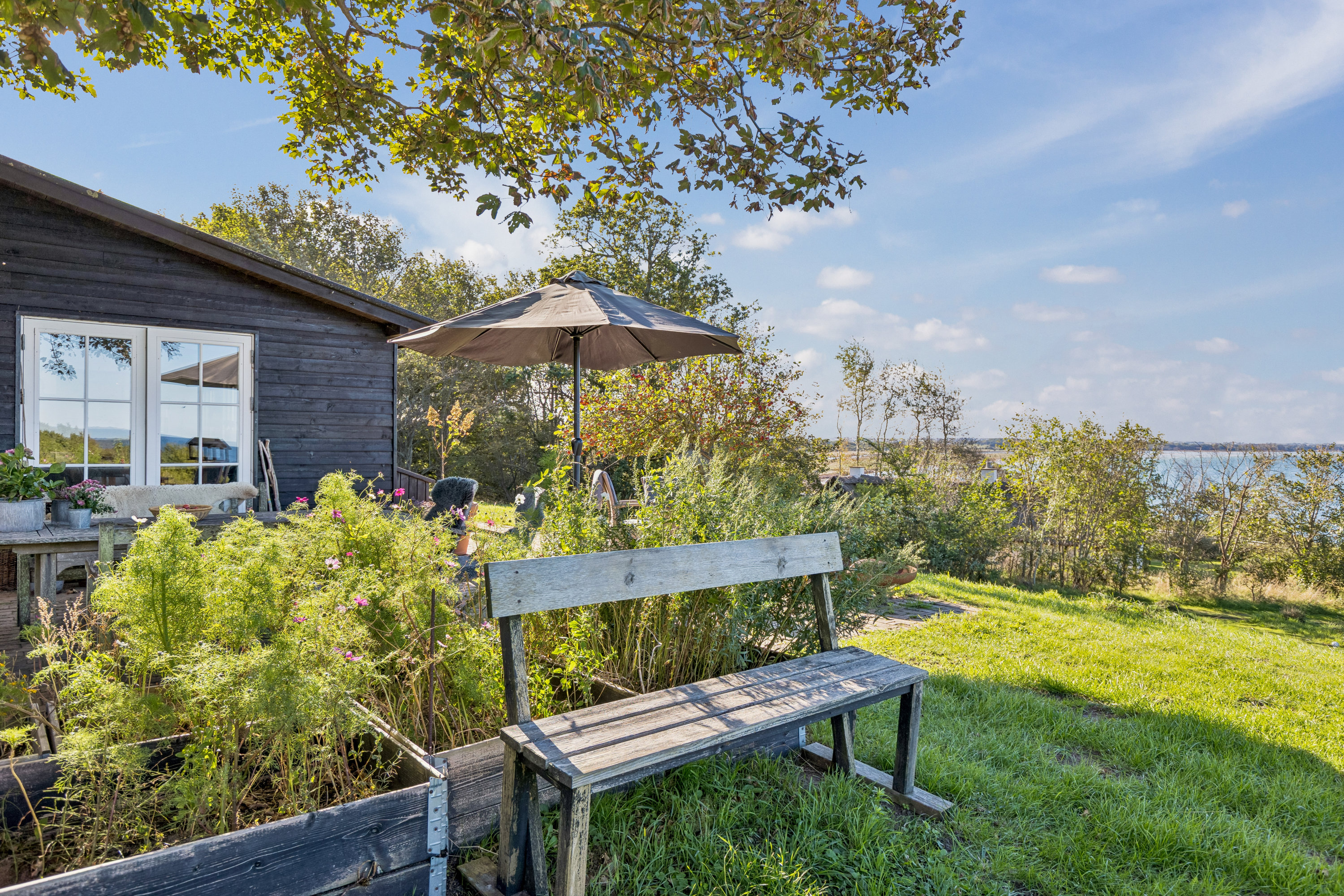 Fremhævet have billede i fuldskærmstilstand. Billede af Vindekilde Strandvej 28, Bjergene, 4540 Fårevejle