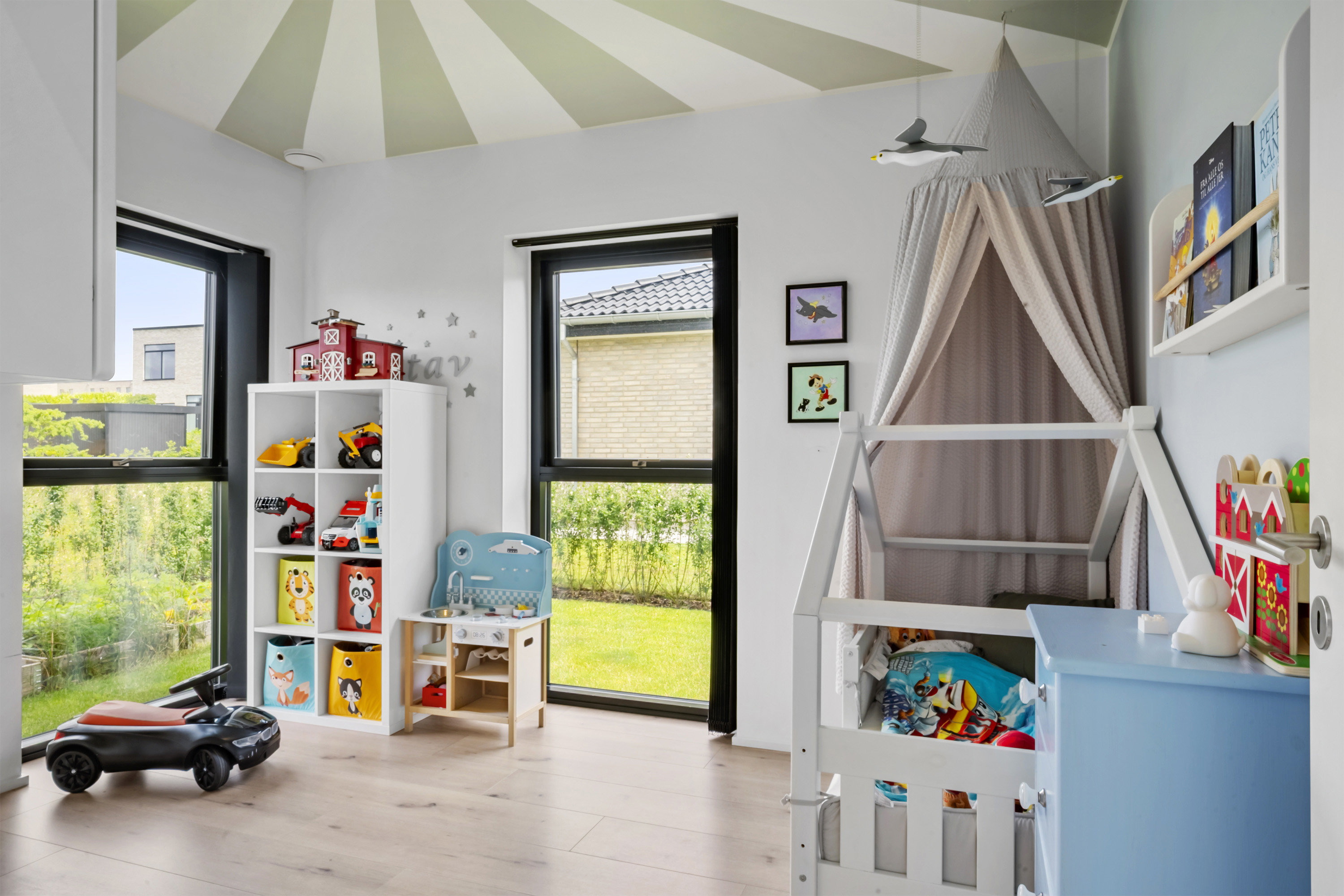 Fremhævet  billede i fuldskærmstilstand. Billede af Perikonhaven 13, 5500 Middelfart