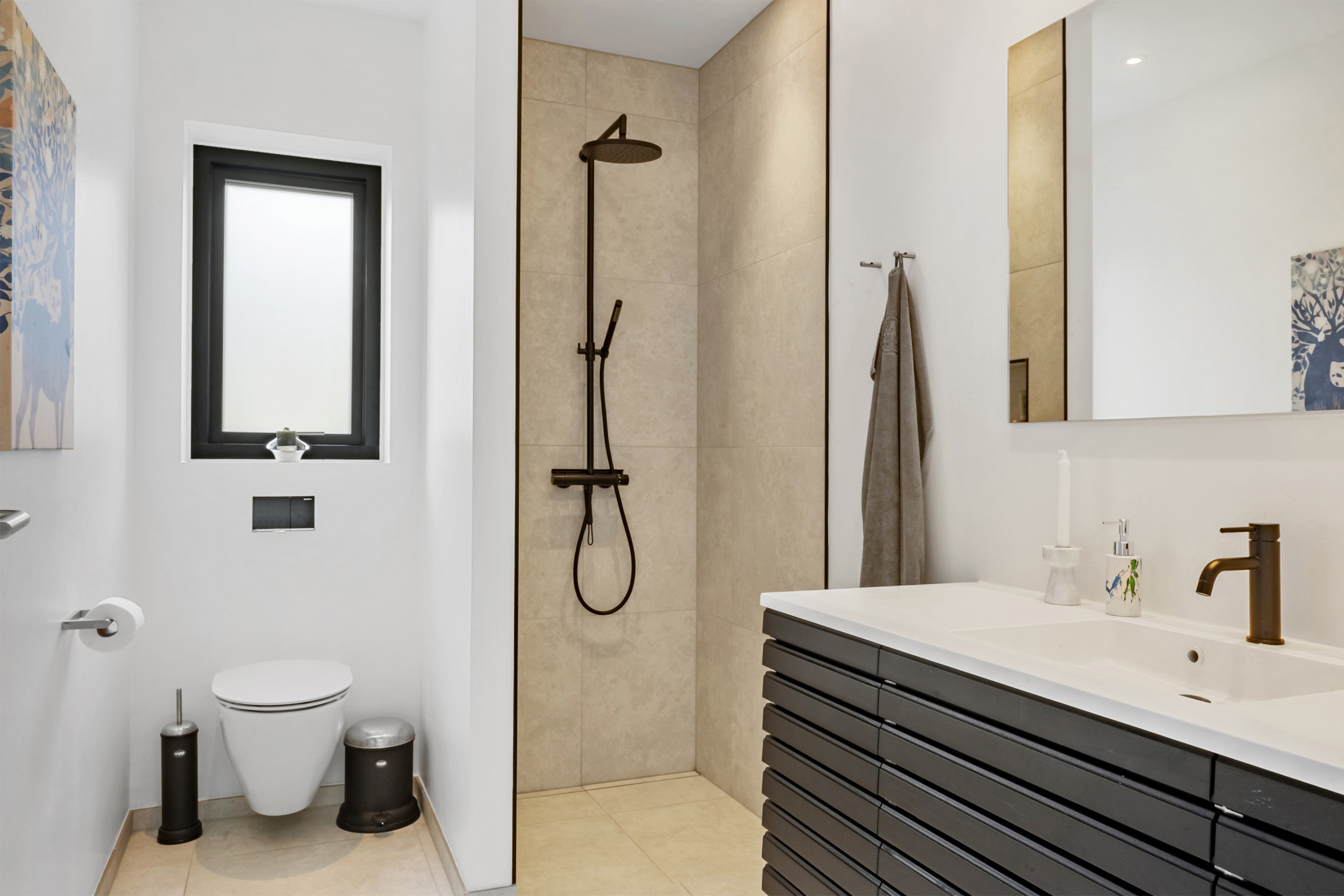 Fremhævet  billede i fuldskærmstilstand. Billede af Perikonhaven 13, 5500 Middelfart