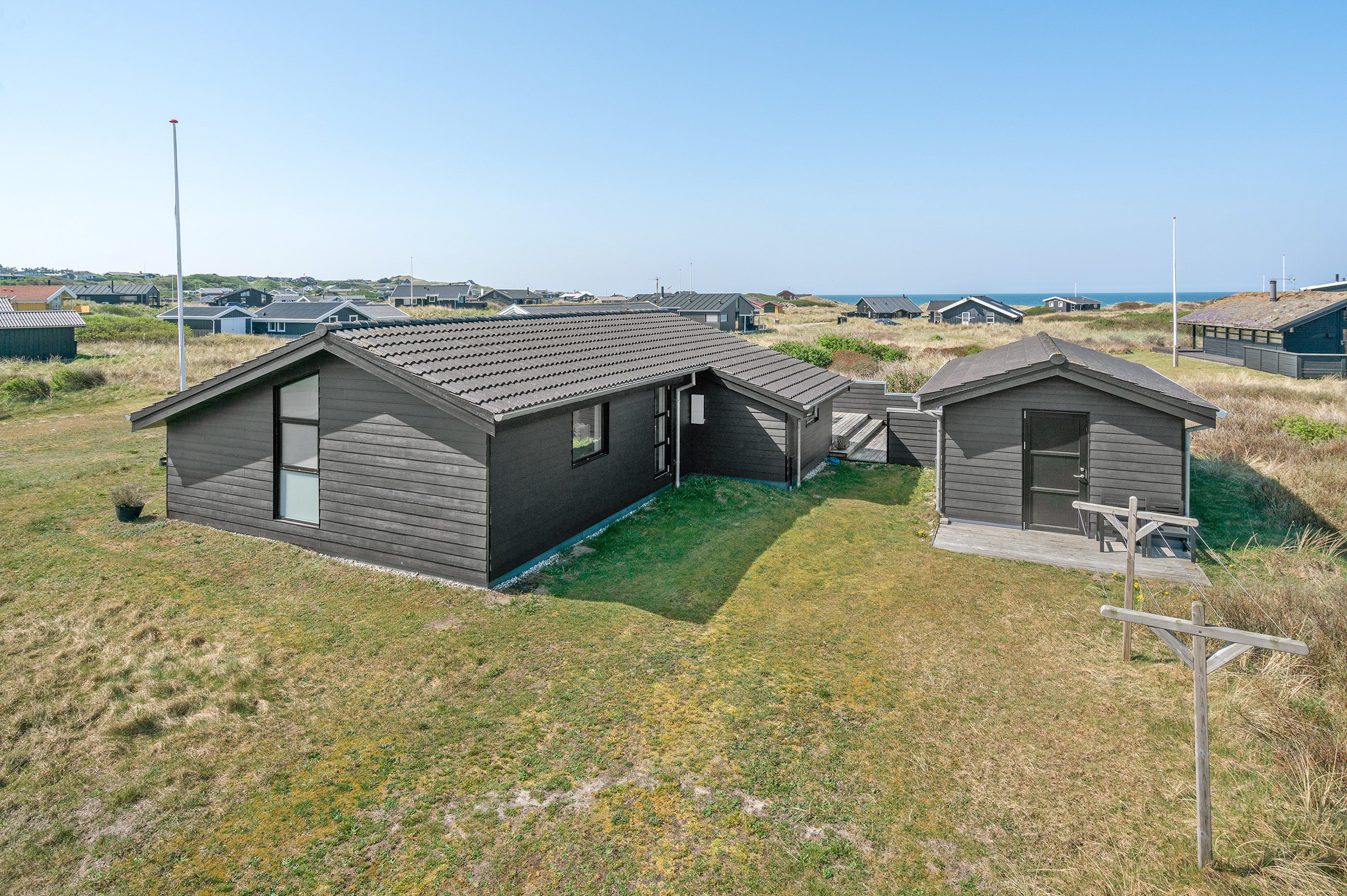 Fremhævet  billede i fuldskærmstilstand. Billede af Revlingerenden 7, Lønstrup, 9800 Hjørring