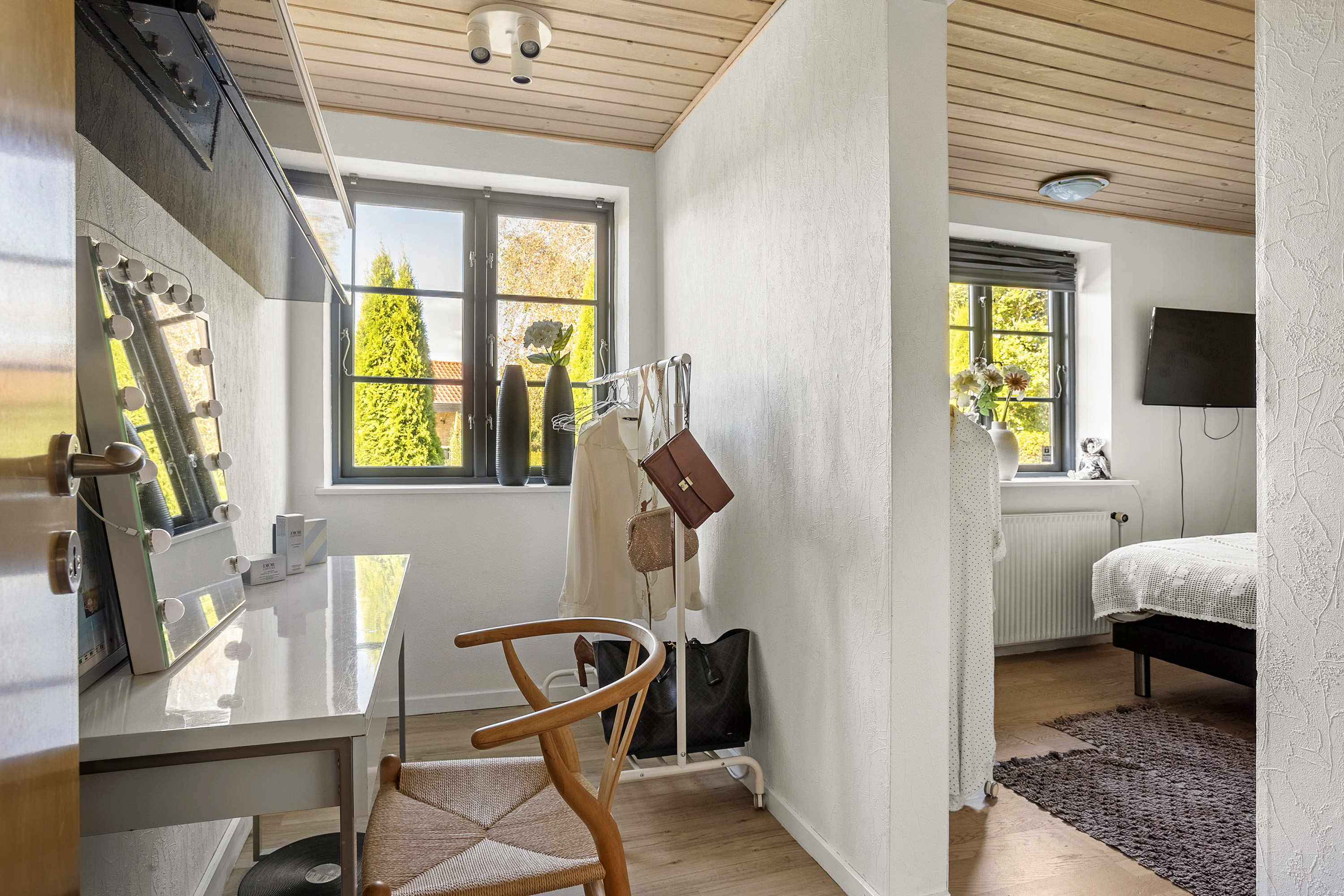 Fremhævet kontor billede i fuldskærmstilstand. Billede af Egevænget 17, Askov, 6600 Vejen