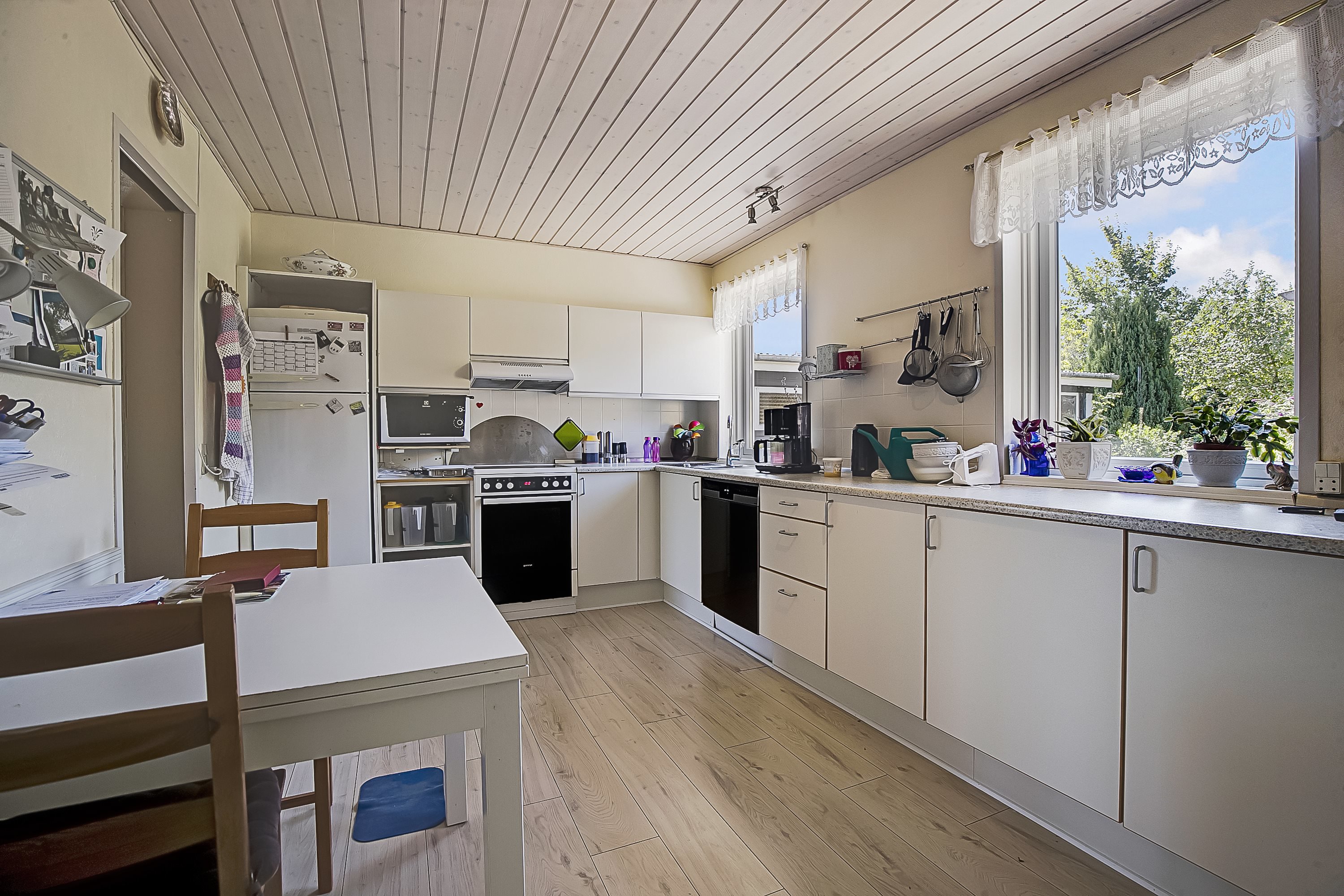 Fremhævet køkken billede i fuldskærmstilstand. Billede af Grindstedvej 19, Uggerhalne, 9310 Vodskov