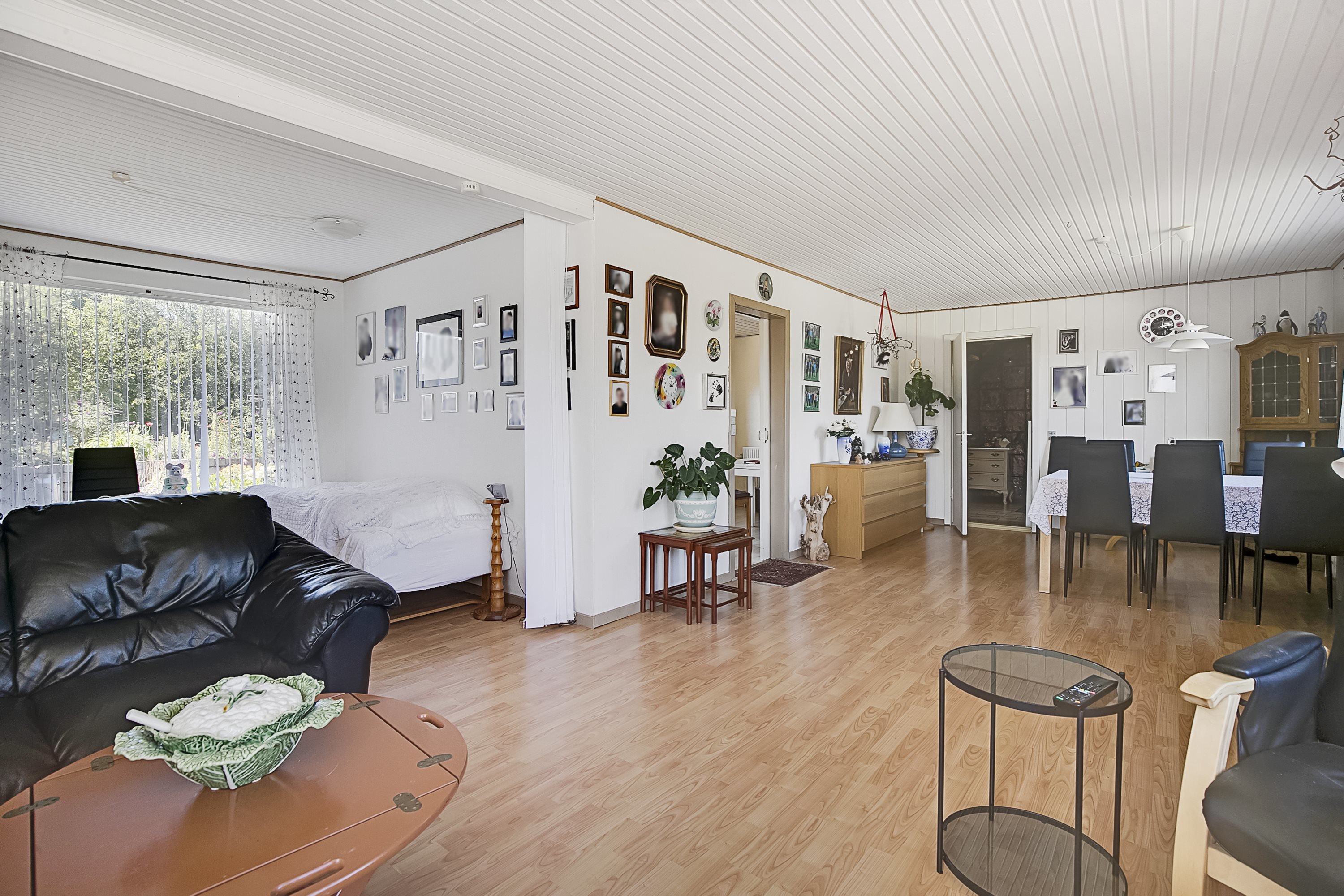 Fremhævet stue billede i fuldskærmstilstand. Billede af Grindstedvej 19, Uggerhalne, 9310 Vodskov