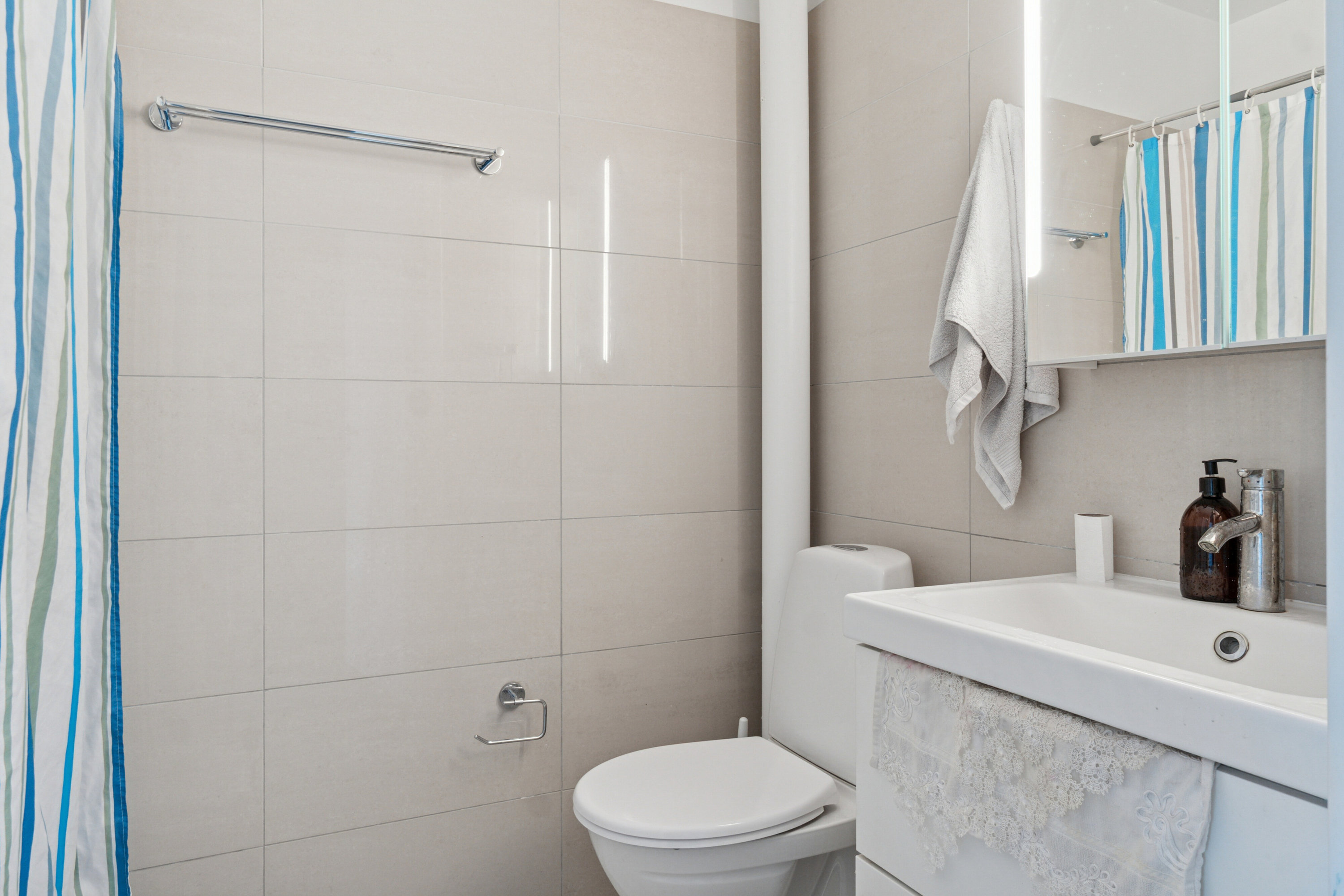 Fremhævet badeværelse billede i fuldskærmstilstand. Billede af Byskov Alle 34, 2. tv., 4200 Slagelse