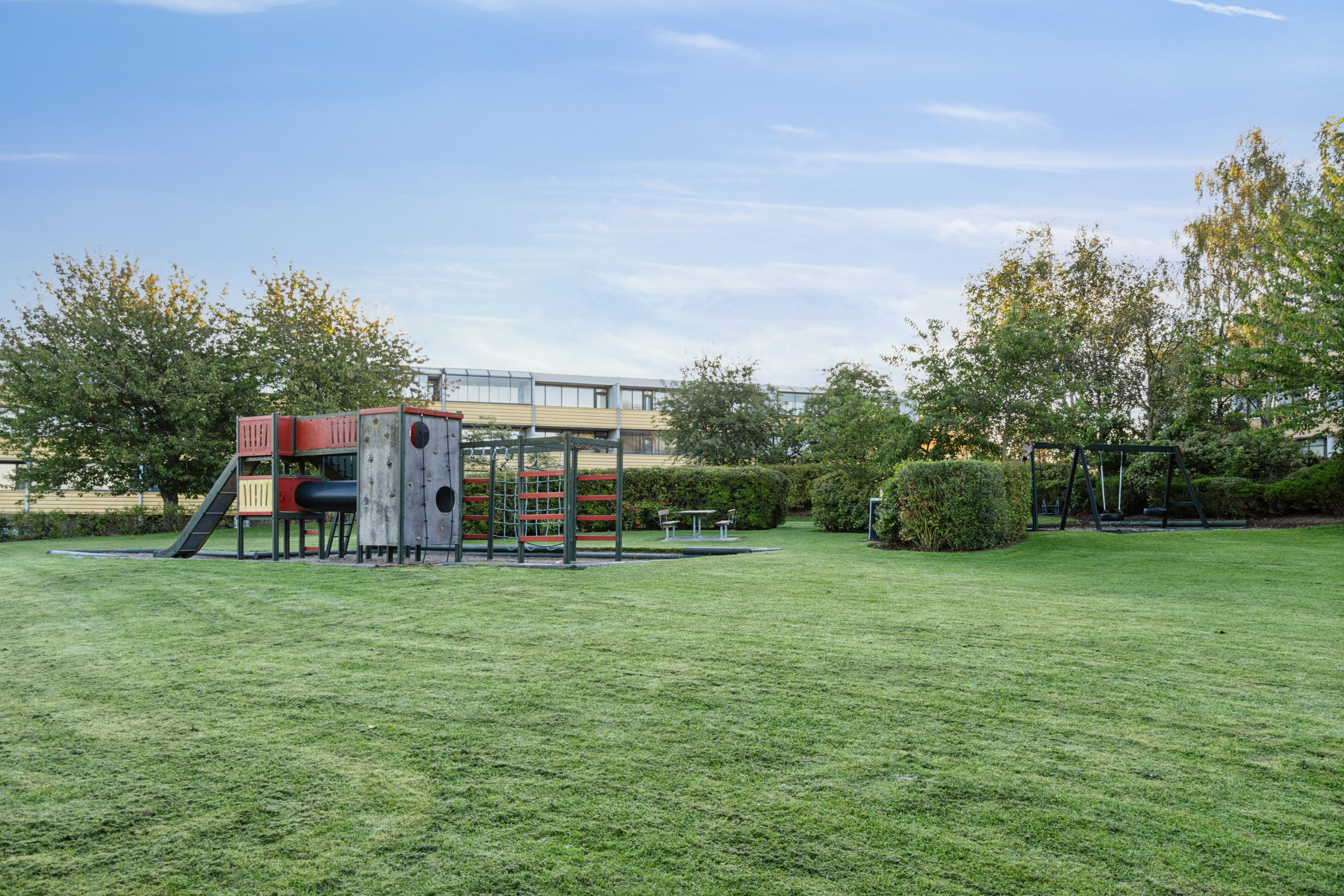 Fremhævet set fra haven billede i fuldskærmstilstand. Billede af Byskov Alle 34, 2. tv., 4200 Slagelse