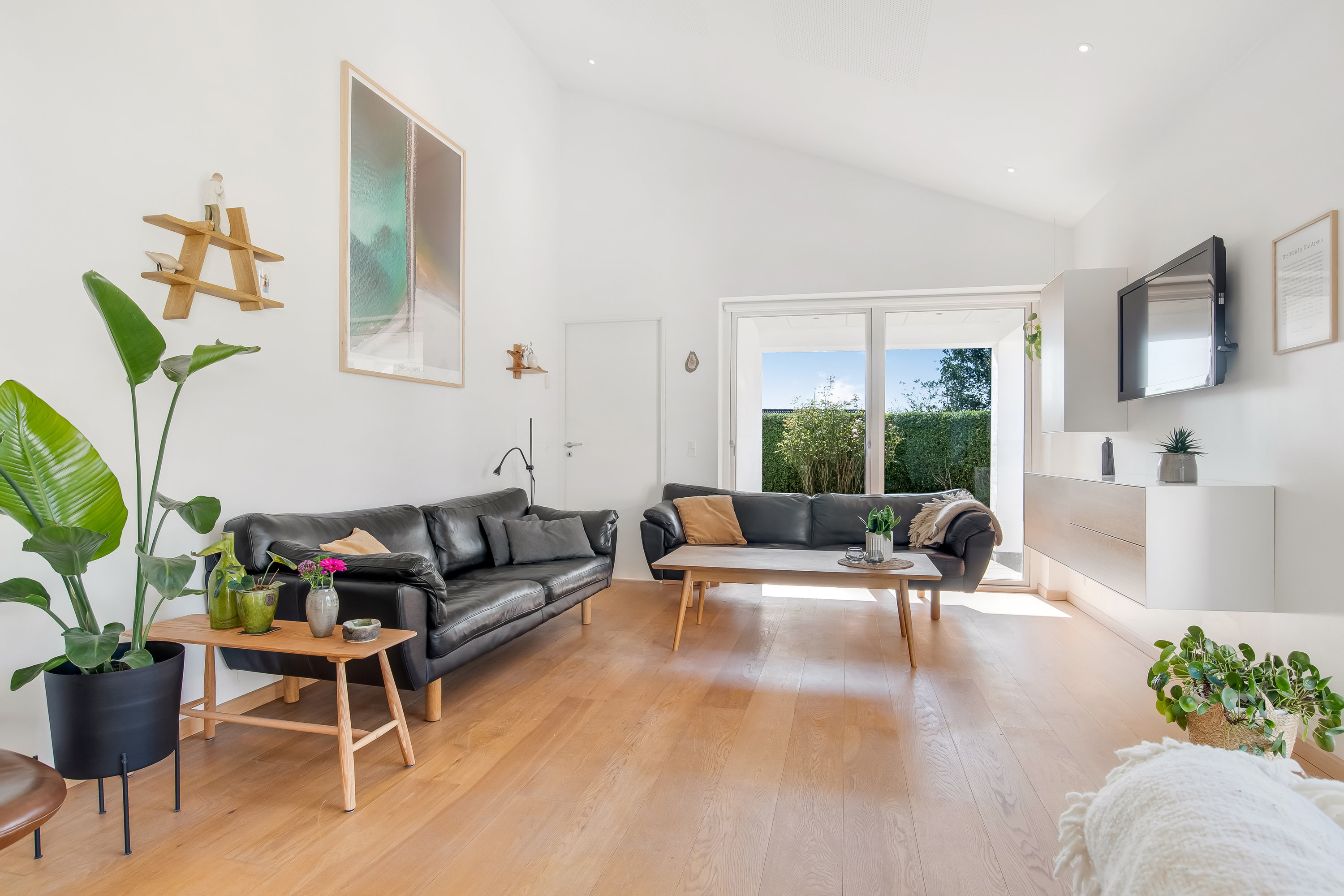 Fremhævet stue billede i fuldskærmstilstand. Billede af Kæret 12, 7500 Holstebro