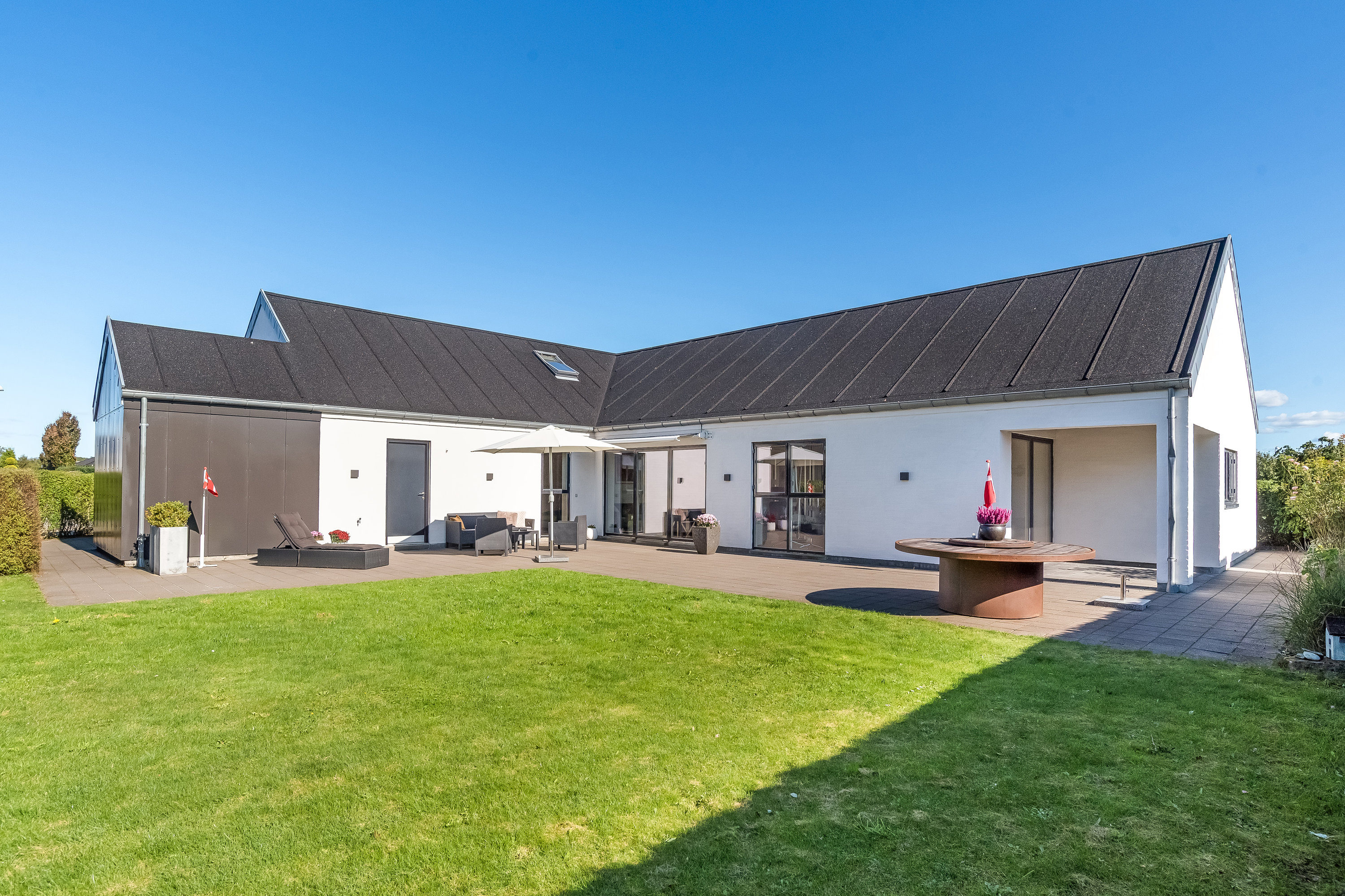 Fremhævet ejendommen billede i fuldskærmstilstand. Billede af Kæret 12, 7500 Holstebro